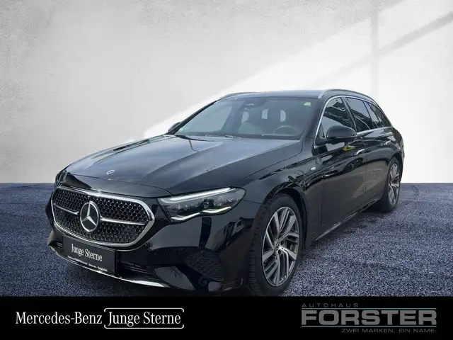 Mercedes-Benz E 300 de 4MATIC T-Modell mit EQ DIGITAL 360 DISTR Ansicht 1