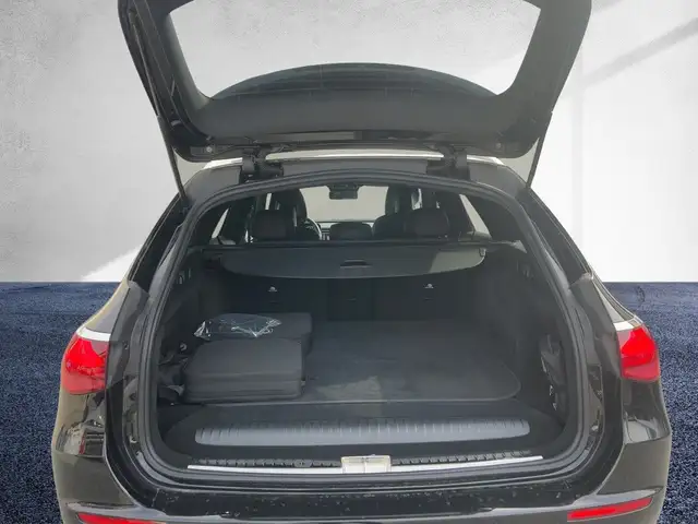 Mercedes-Benz E 300 de 4MATIC T-Modell mit EQ DIGITAL 360 DISTR Ansicht 6