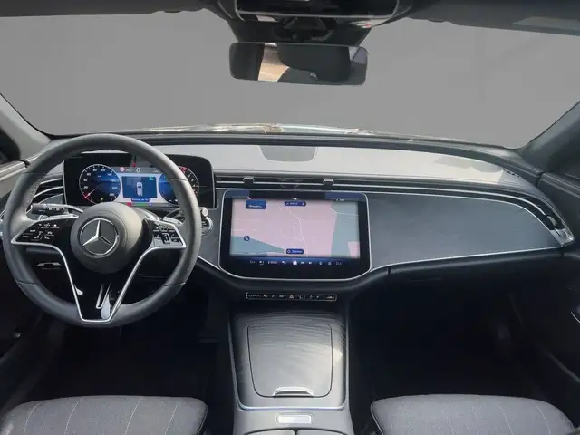 Mercedes-Benz E 300 de 4MATIC T-Modell mit EQ DIGITAL 360 DISTR Ansicht 9