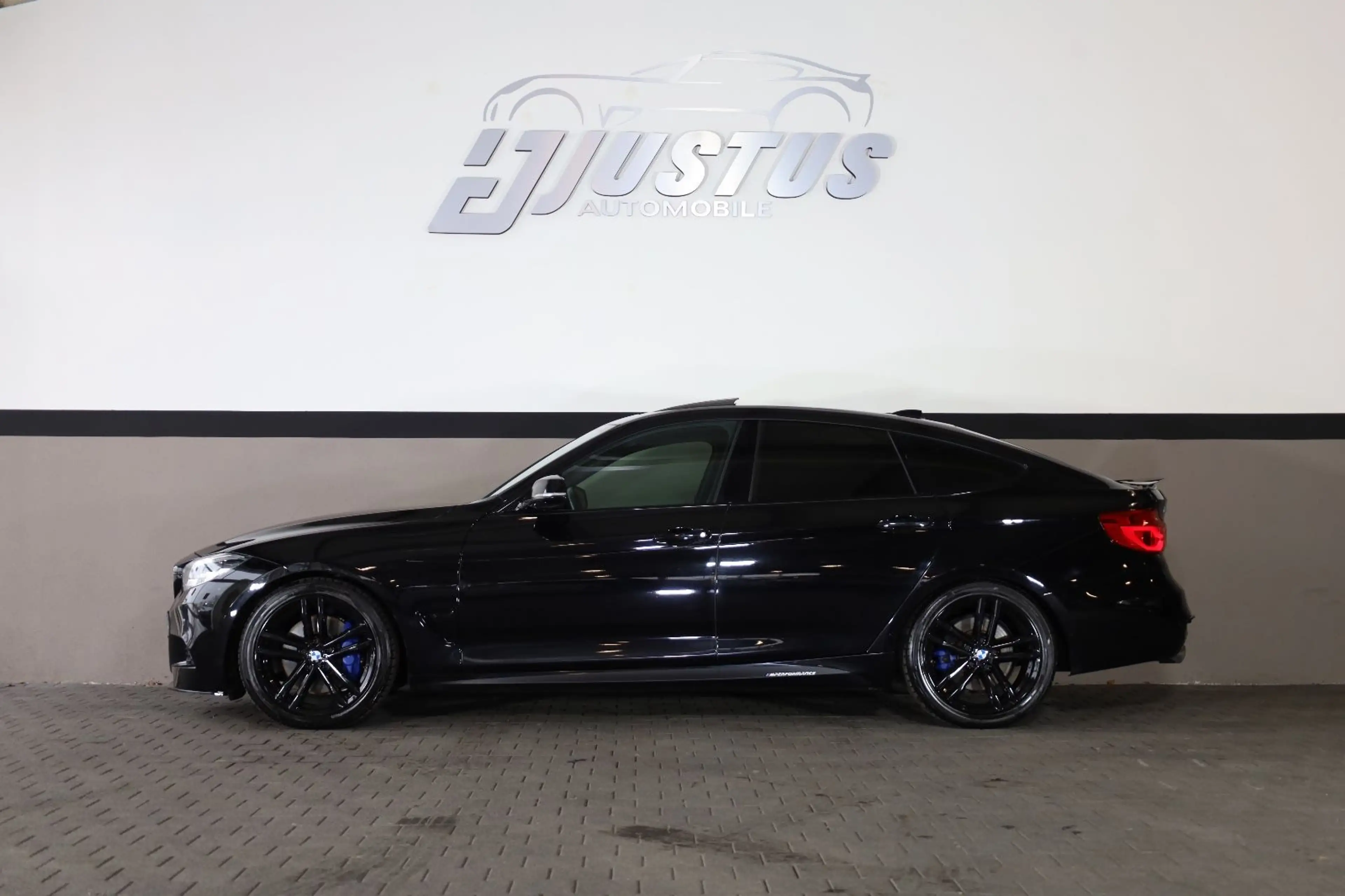 BMW 340 340i xDrive Gran Turismo/H&K/HUD/4xSHZ/TOTW/R19 — photo 3