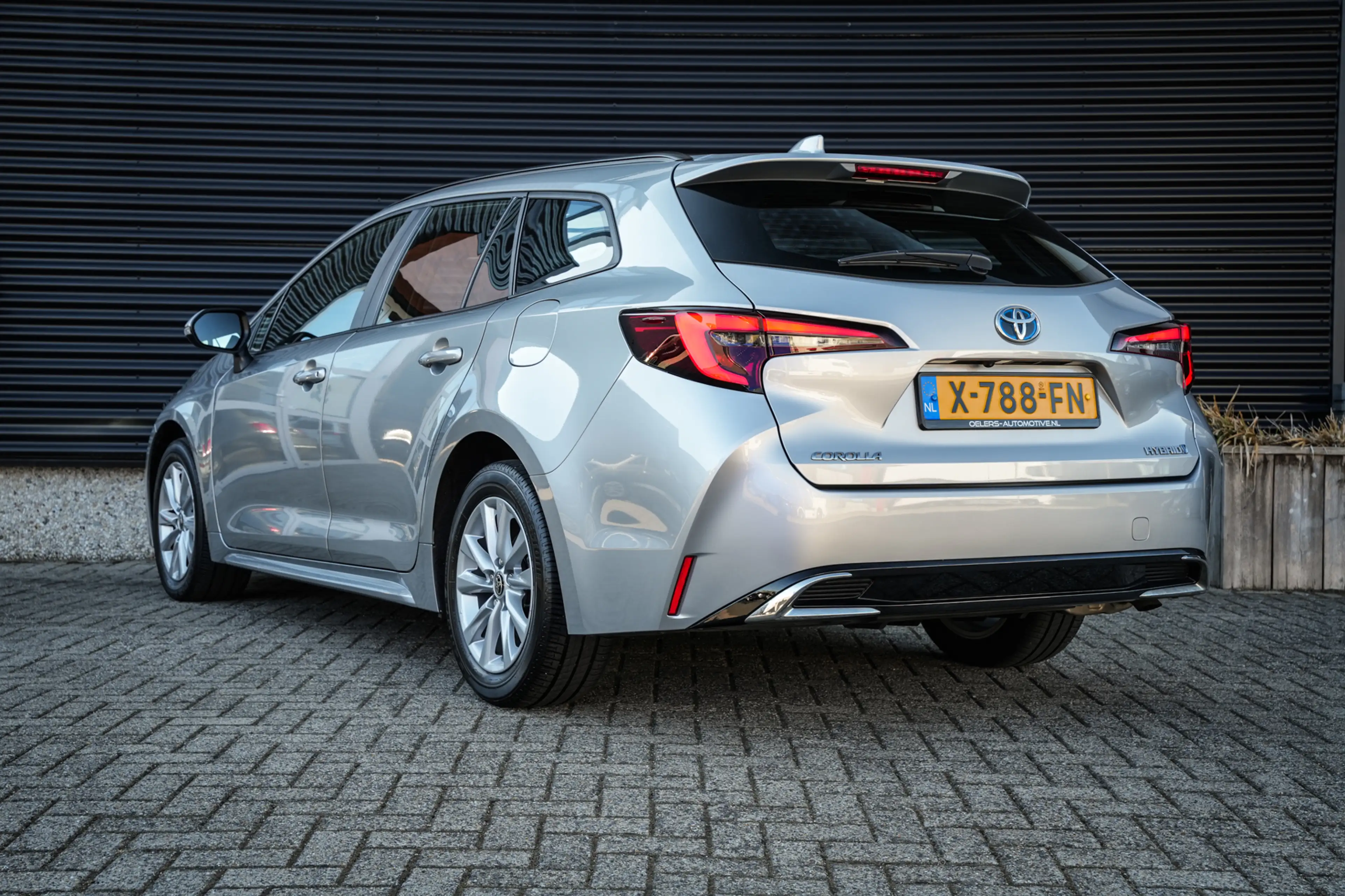 Toyota Corolla Touring Sports Hybrid 140 Active | CarPlay | ACC | — photo 9