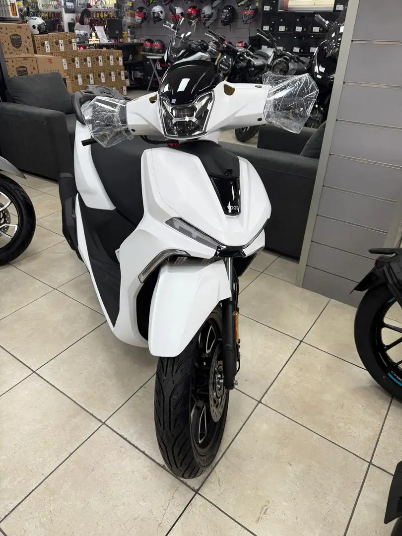 Voge SR16 125 Sfida 2026 - NUOVO - 2