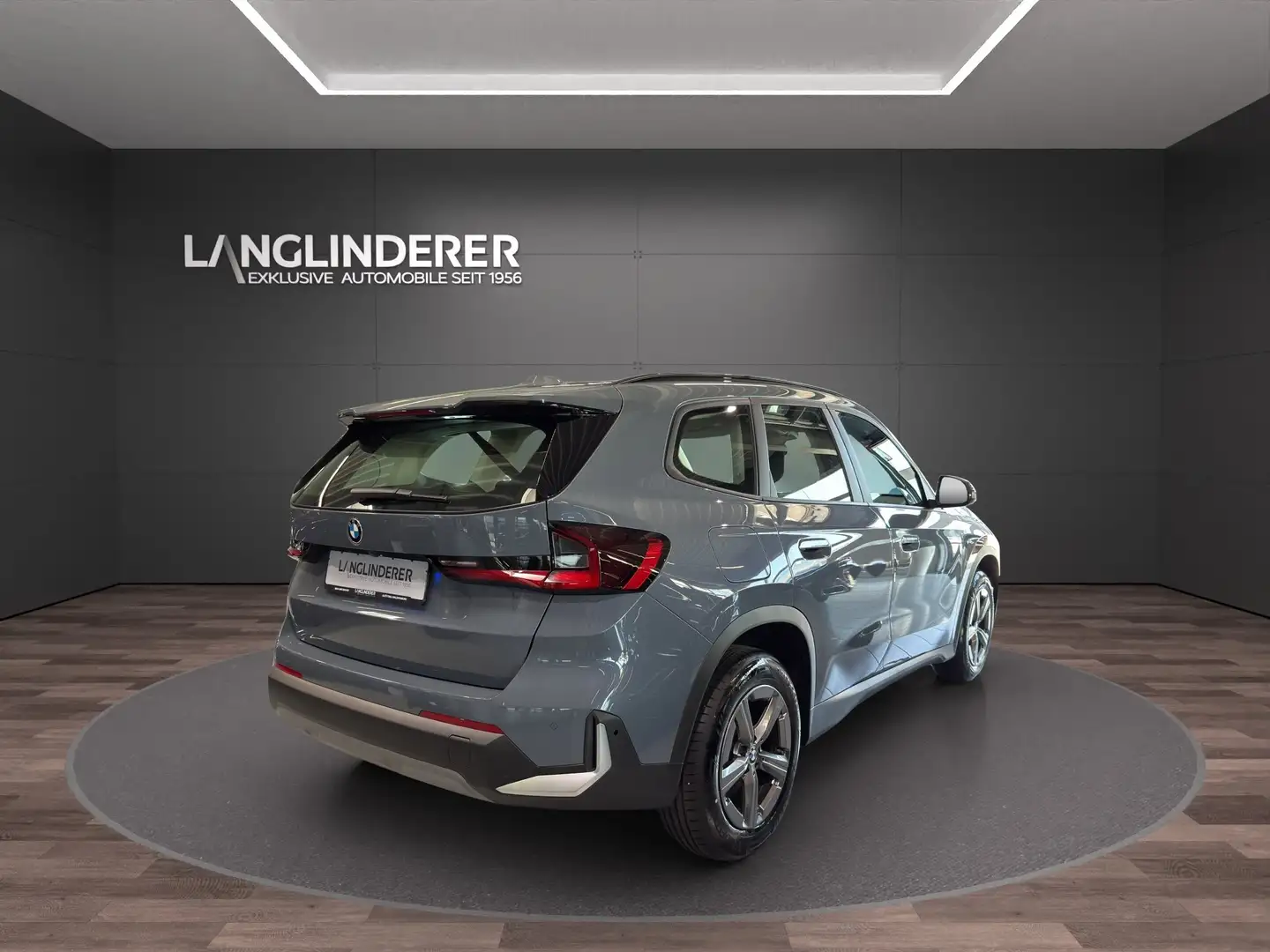BMW X1 xDrive20d DrivingAssistPlus HUD harman/kardon Gri - 2