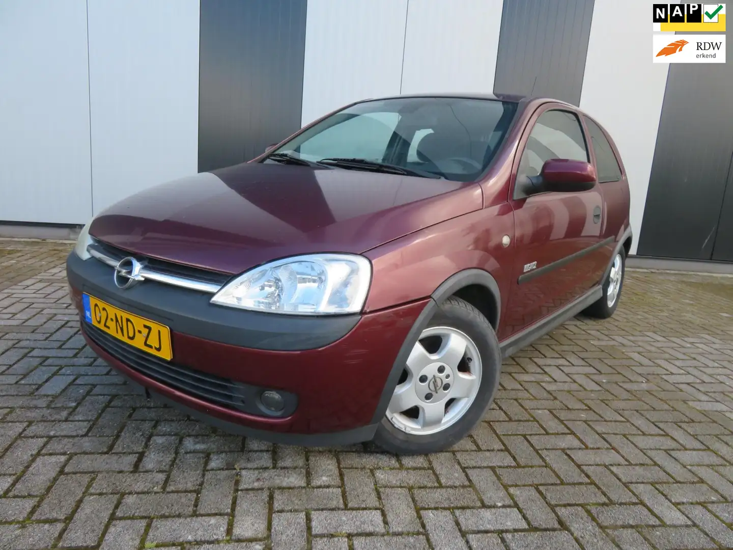 Opel Corsa 1.2-16V Elegance Rojo - 1