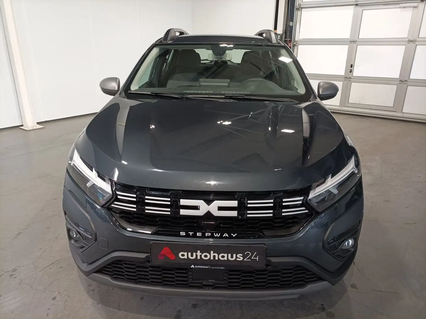 Dacia Sandero III 1.0 TCe 90 Expression|Navi|PDC|SHZ Gri - 2