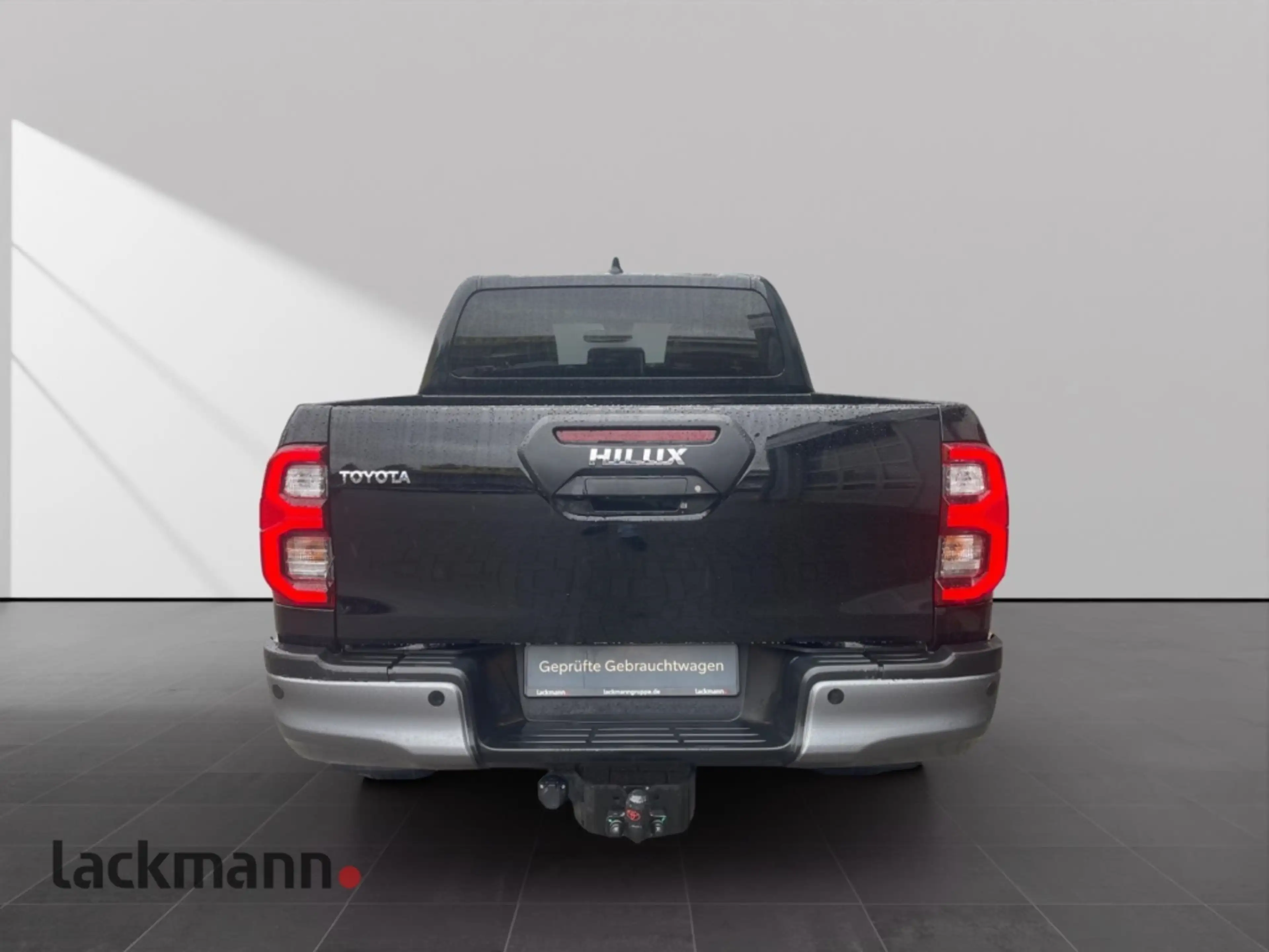 Toyota Hilux 2.8 Double Cab Invincible 4x4*AHK*Navi*JBL — photo 6