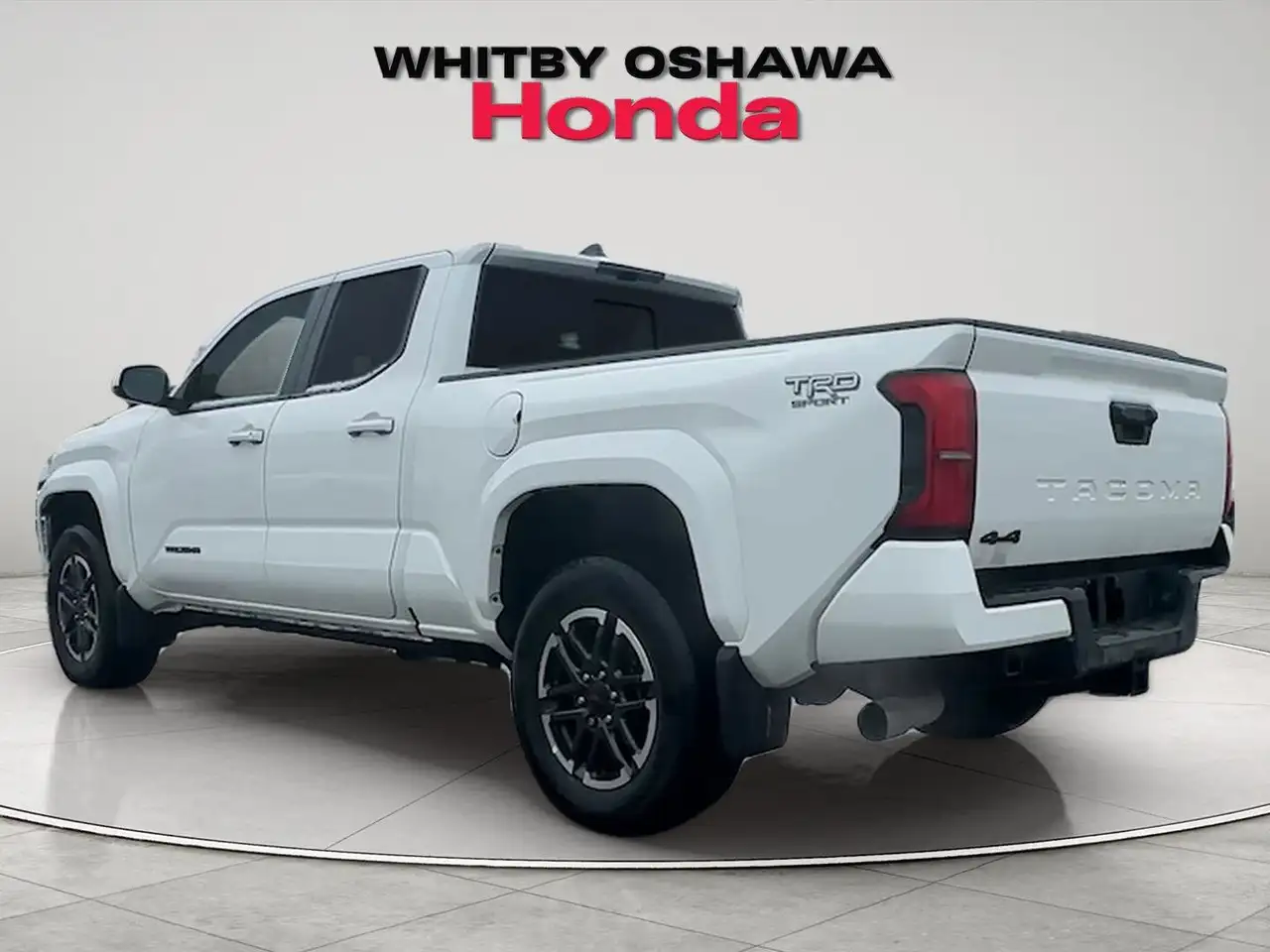 Toyota Tacoma снимка Toyota Tacoma
