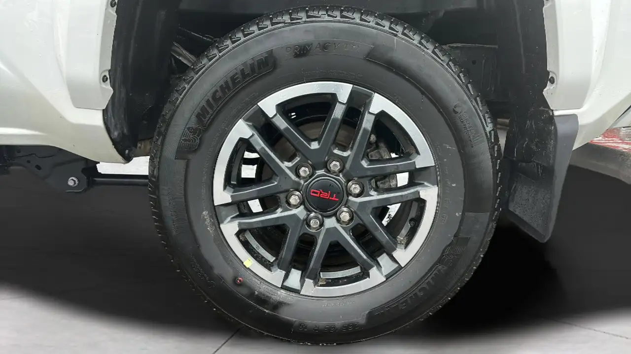 Toyota Tacoma снимка Toyota Tacoma