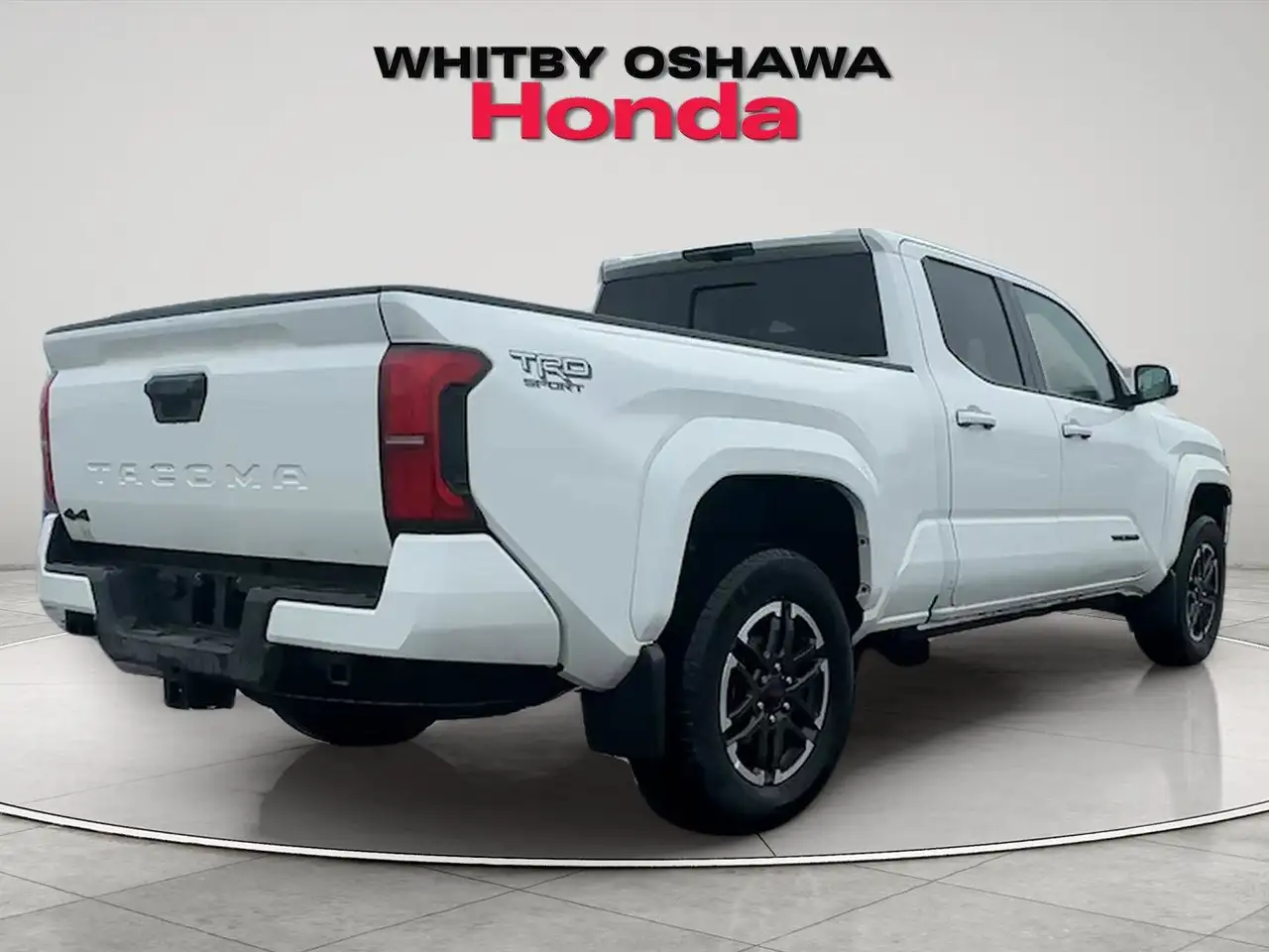 Toyota Tacoma снимка Toyota Tacoma