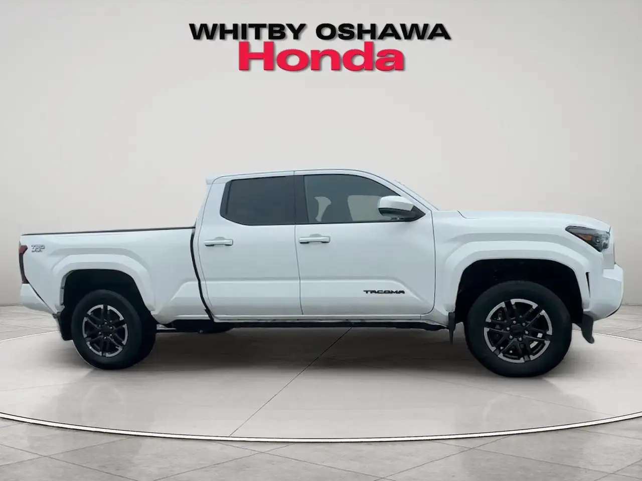 Toyota Tacoma снимка Toyota Tacoma