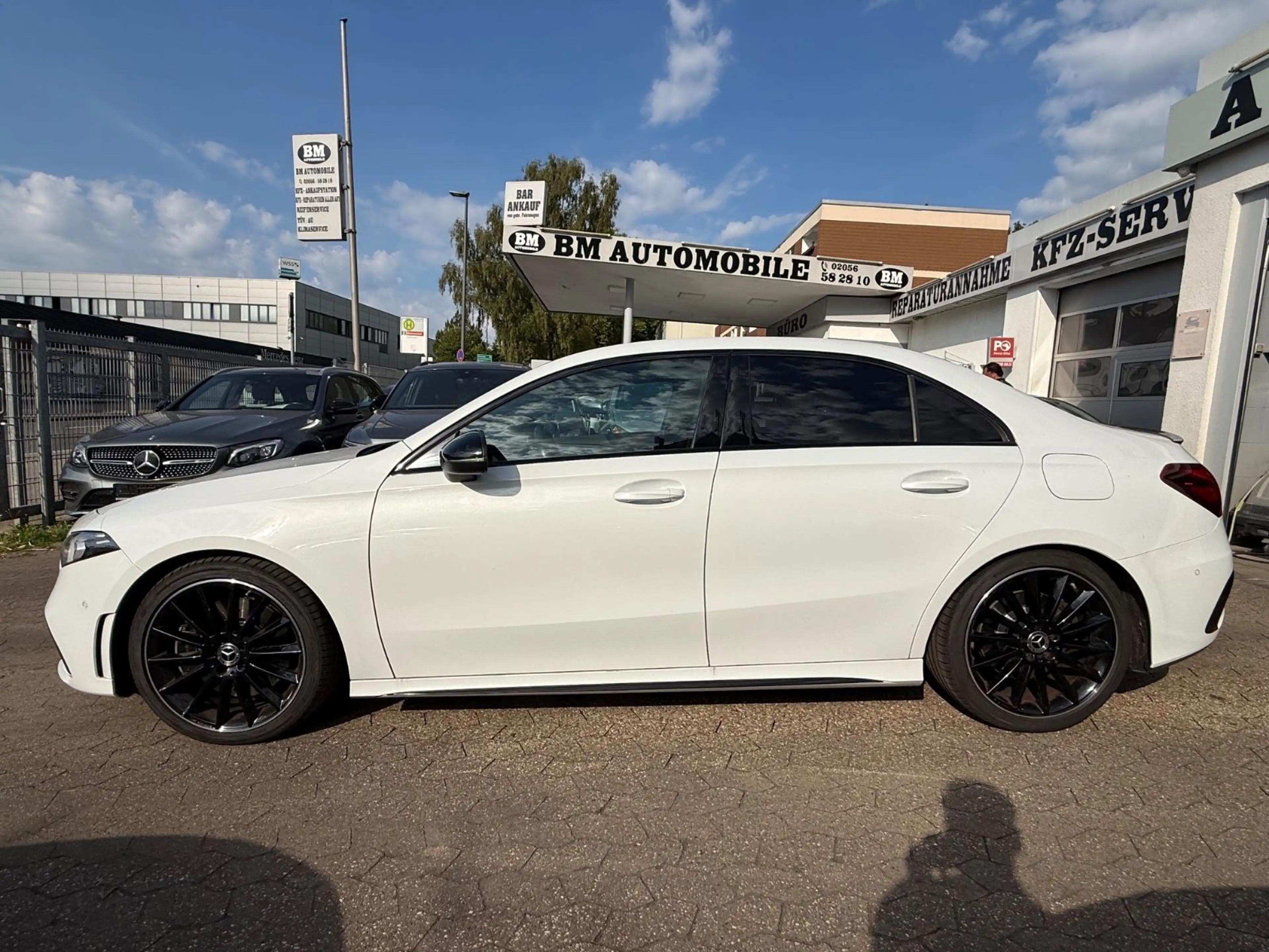 Mercedes-Benz A 250 Limousine*AMG*Night-Paket*Pano*ACC — photo 4