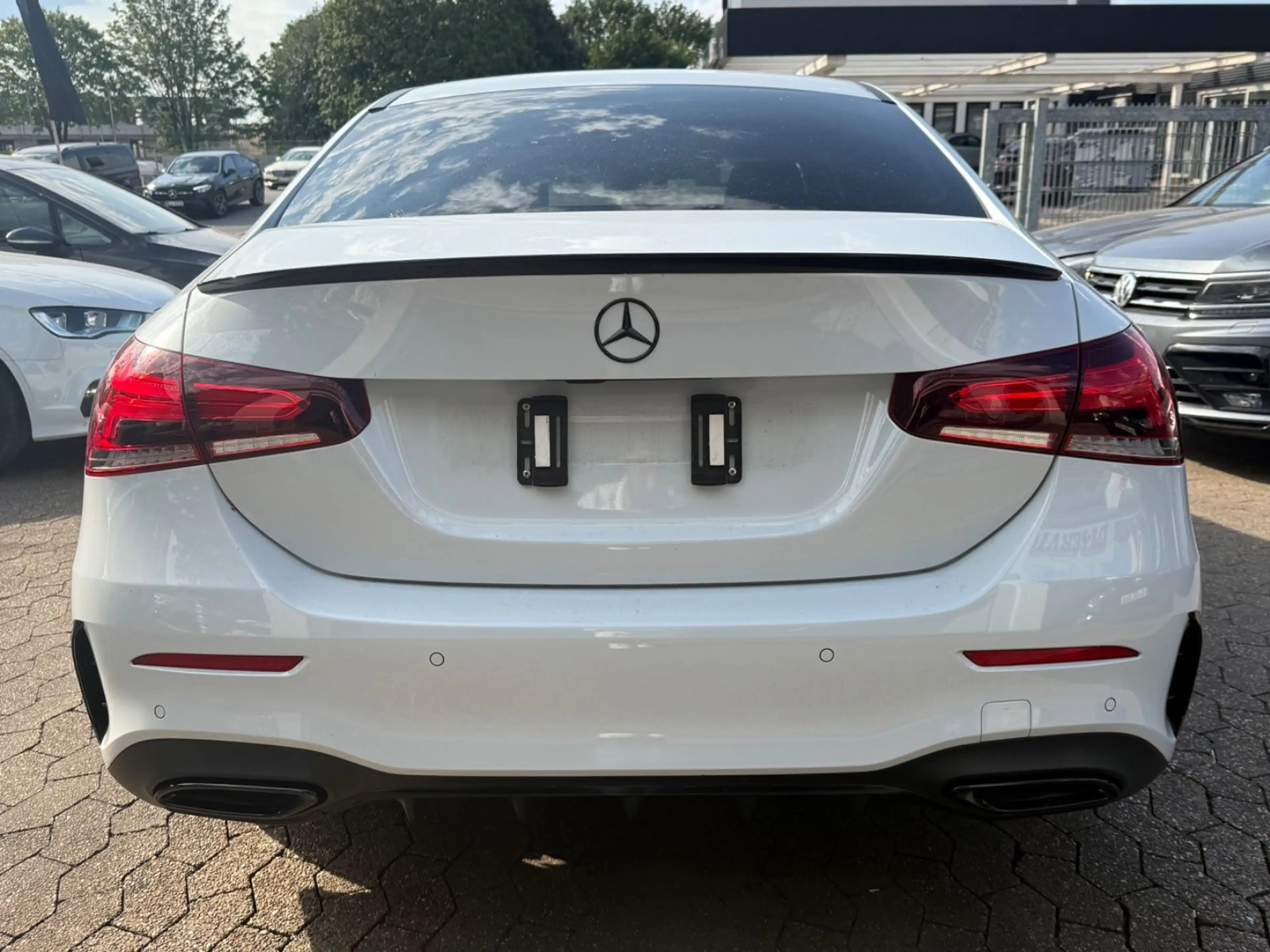 Mercedes-Benz A 250 Limousine*AMG*Night-Paket*Pano*ACC — photo 8