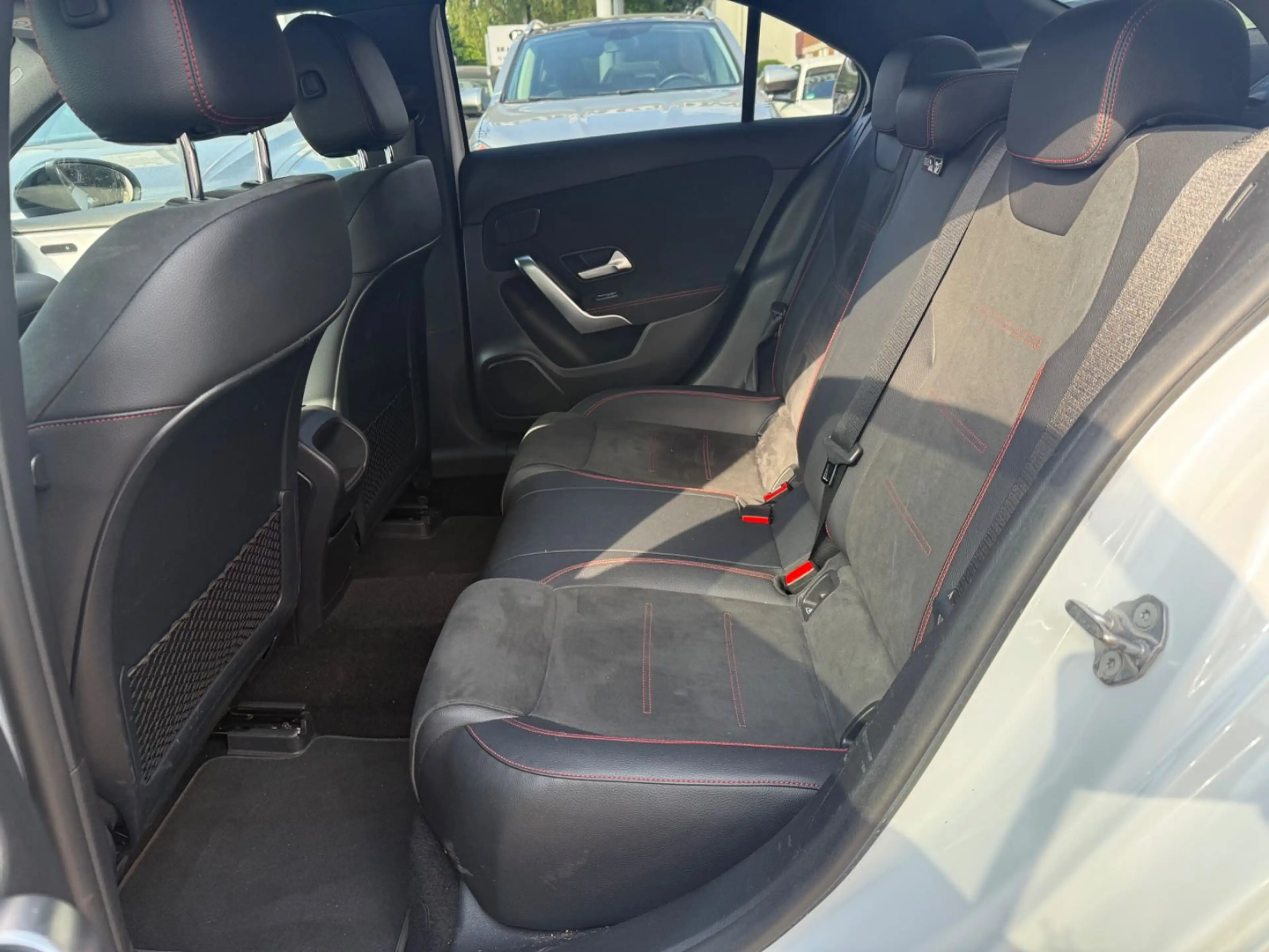 Mercedes-Benz A 250 Limousine*AMG*Night-Paket*Pano*ACC — photo 11