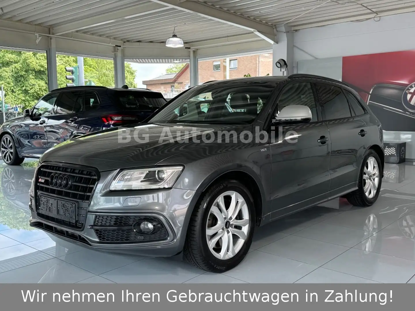 Audi SQ5 3.0 TDI Competition Quattro*Navi*AHK*Euro6* Сірий - 1