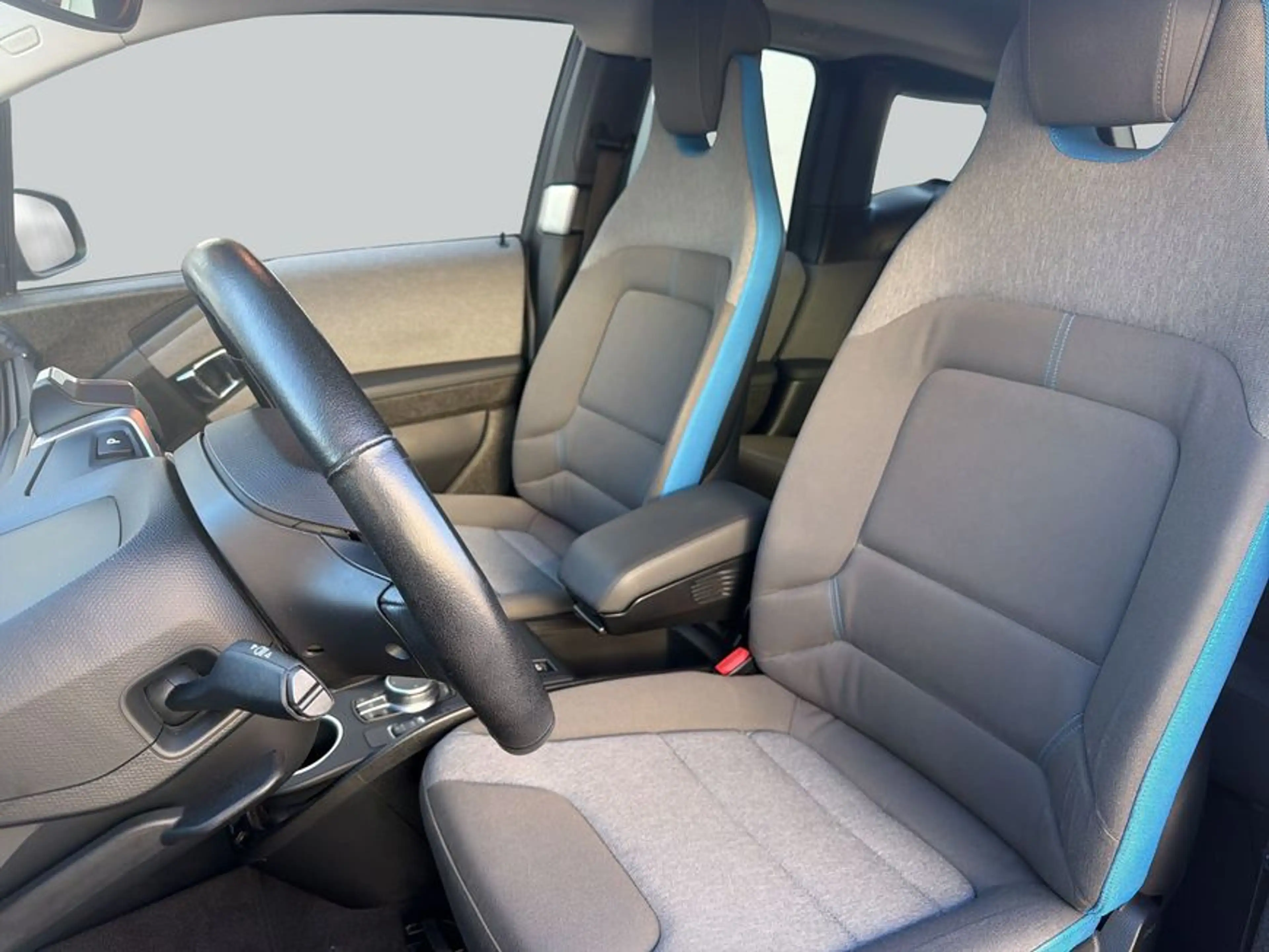 BMW i3 (120 Ah), RFK, SHZ, PDC — photo 11