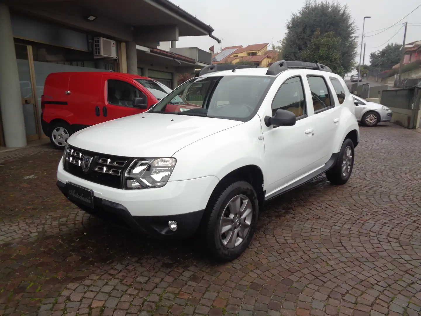 Dacia Duster Duster 1.6 Laureate Gpl 4x2 IDONEA NEO PATENTATI Bianco - 2