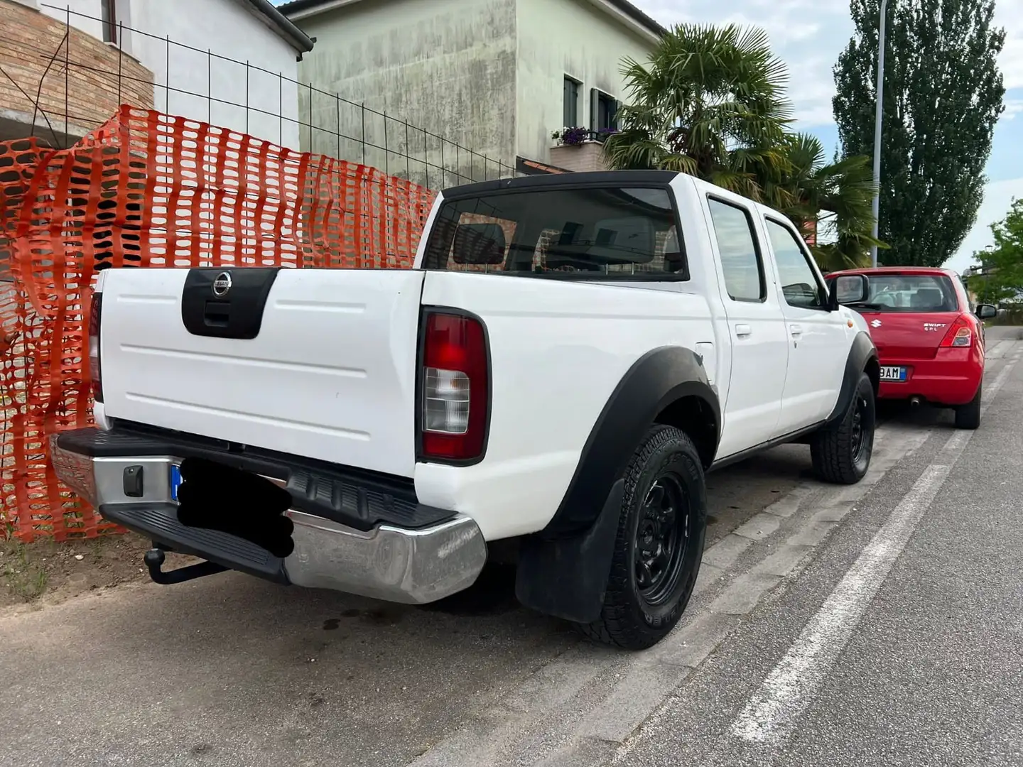 Nissan Navara - 2