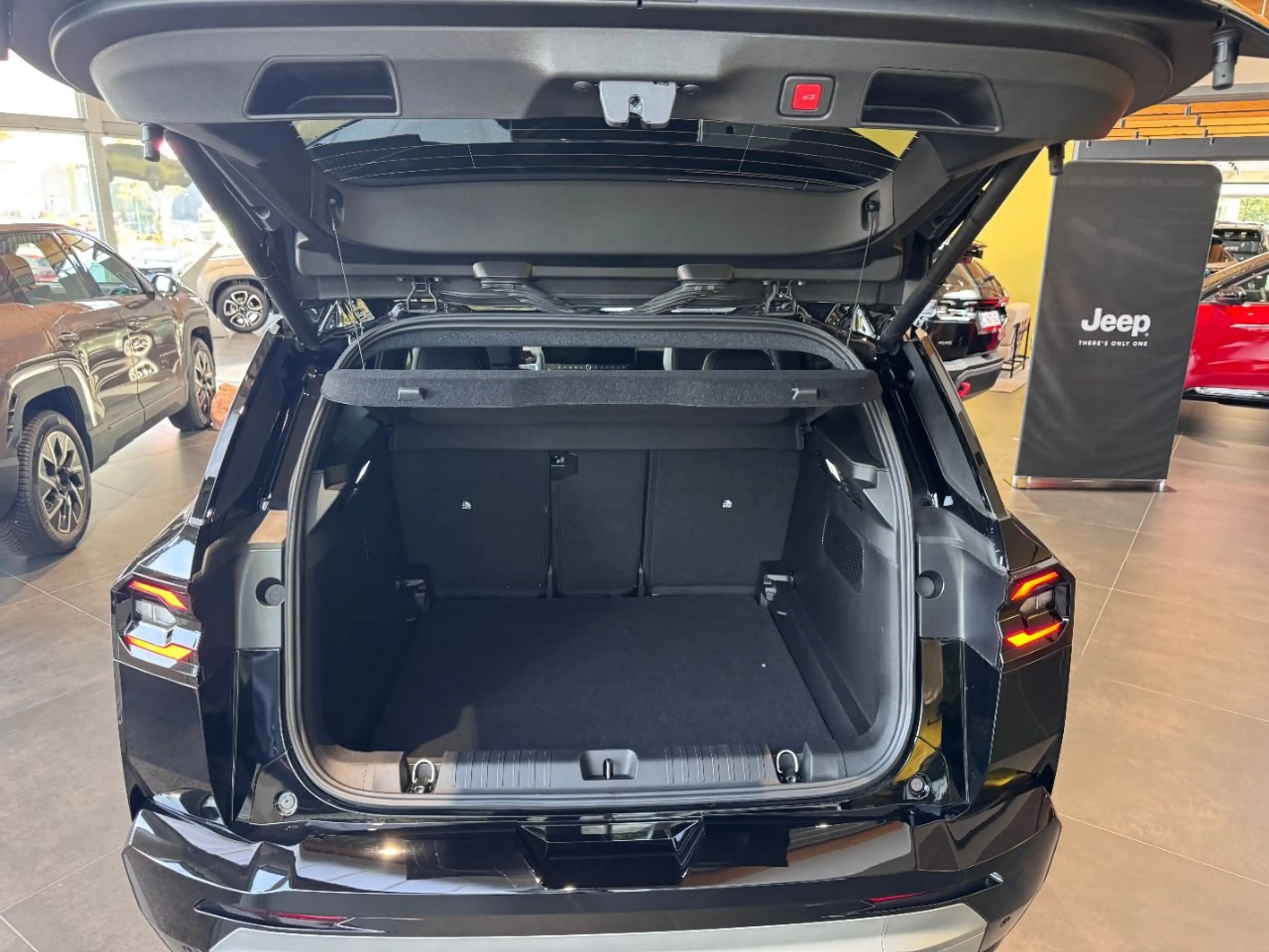 Jeep Compass First Edition E-Hybrid — photo 29