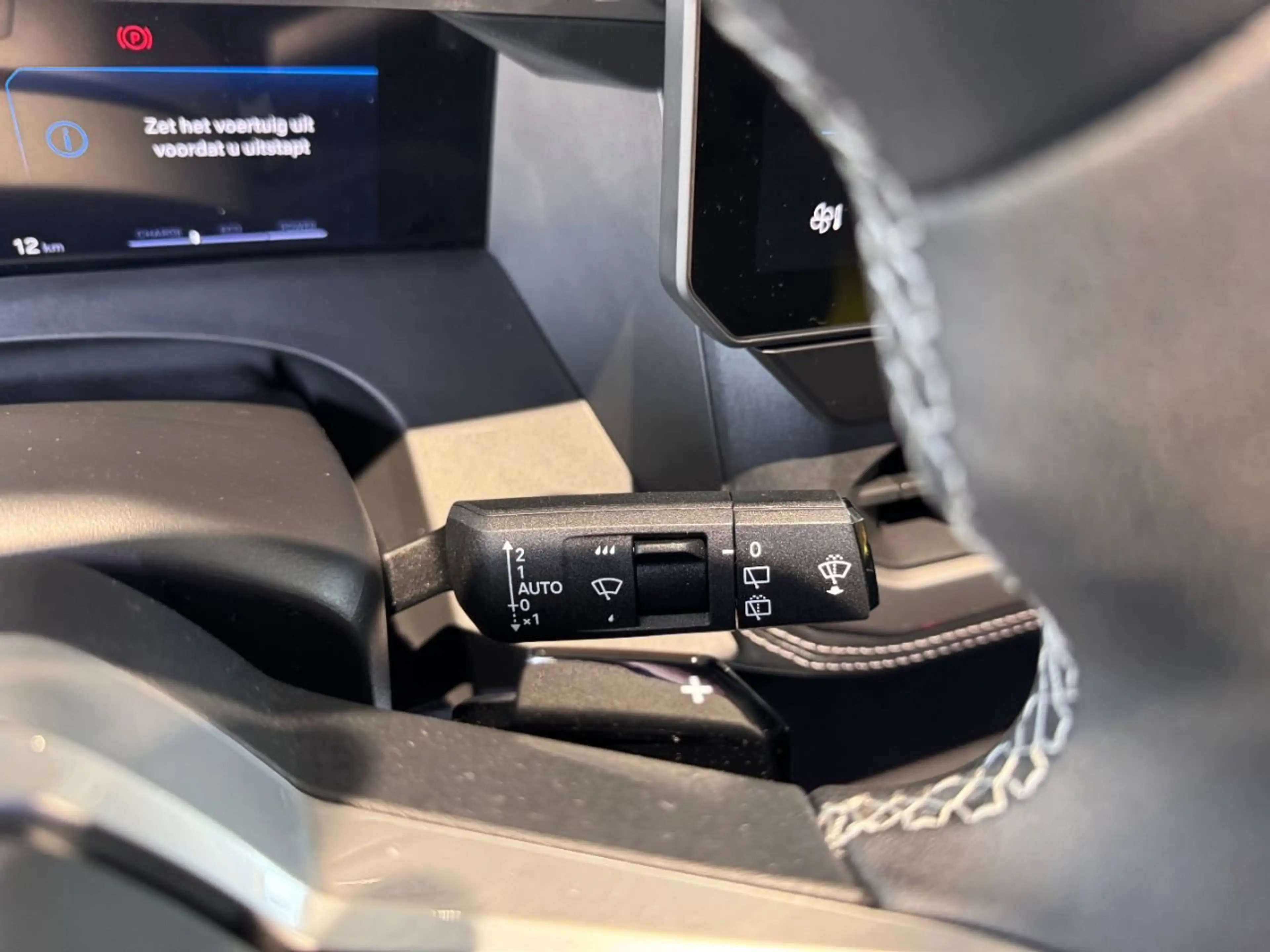 Jeep Compass First Edition E-Hybrid — photo 27