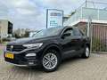 Volkswagen T-Roc 1.0 TSI Style  1e eigenaar  Carplay  DAB+  PDC V+A Zwart - thumbnail 1