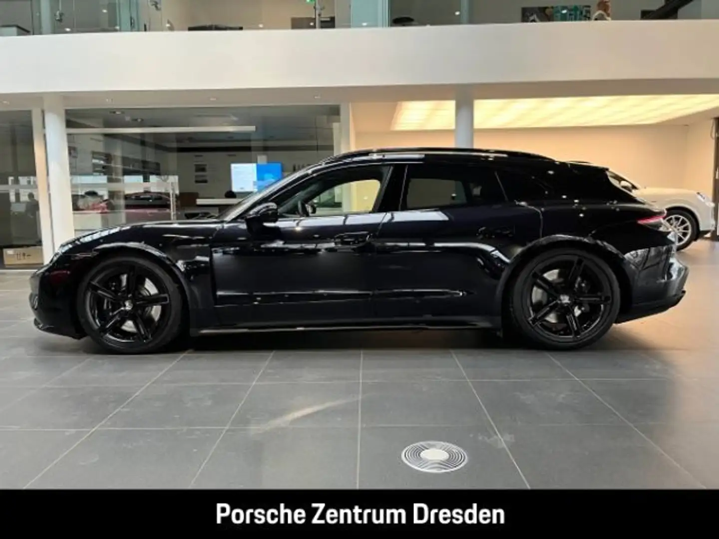 Porsche Taycan Turbo Sport Turismo*Active Ride*Burmester Schwarz - 2