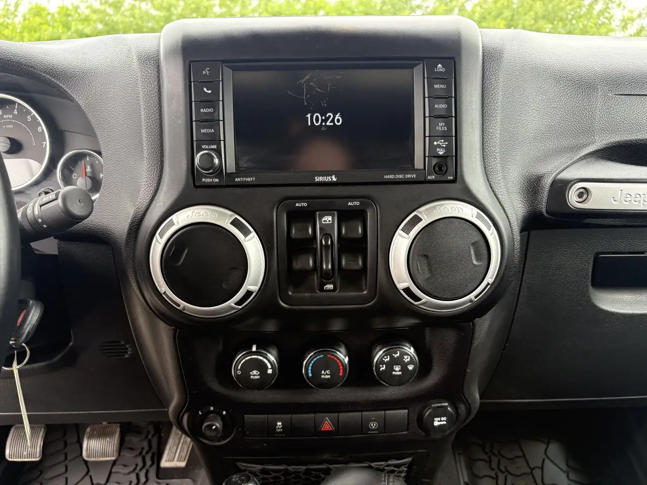 Jeep Wrangler снимка Jeep Wrangler