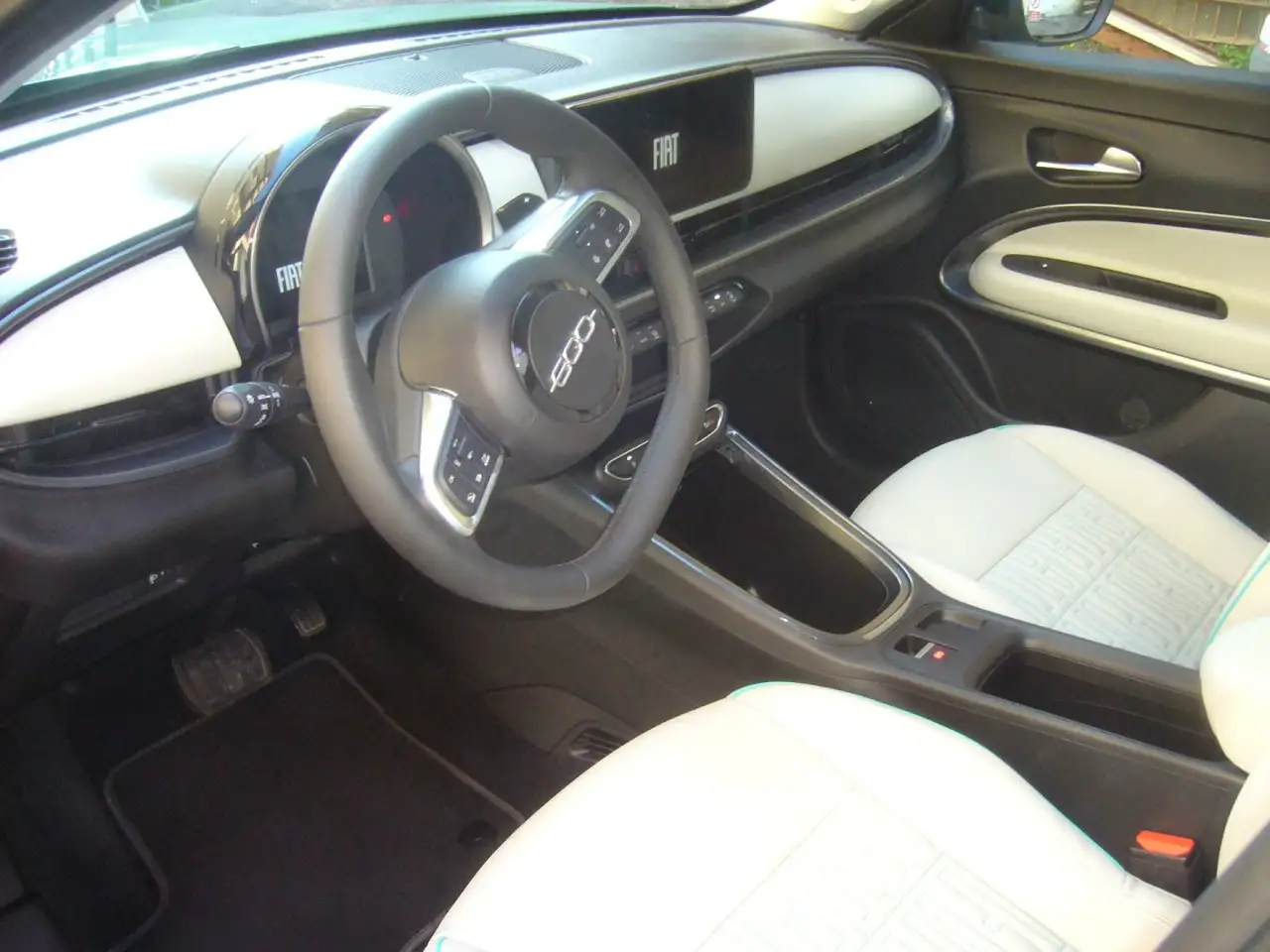Fiat 600 Hybrid DCT6 MHEV La Prima Aziendale Stellantis, миниатюра 13