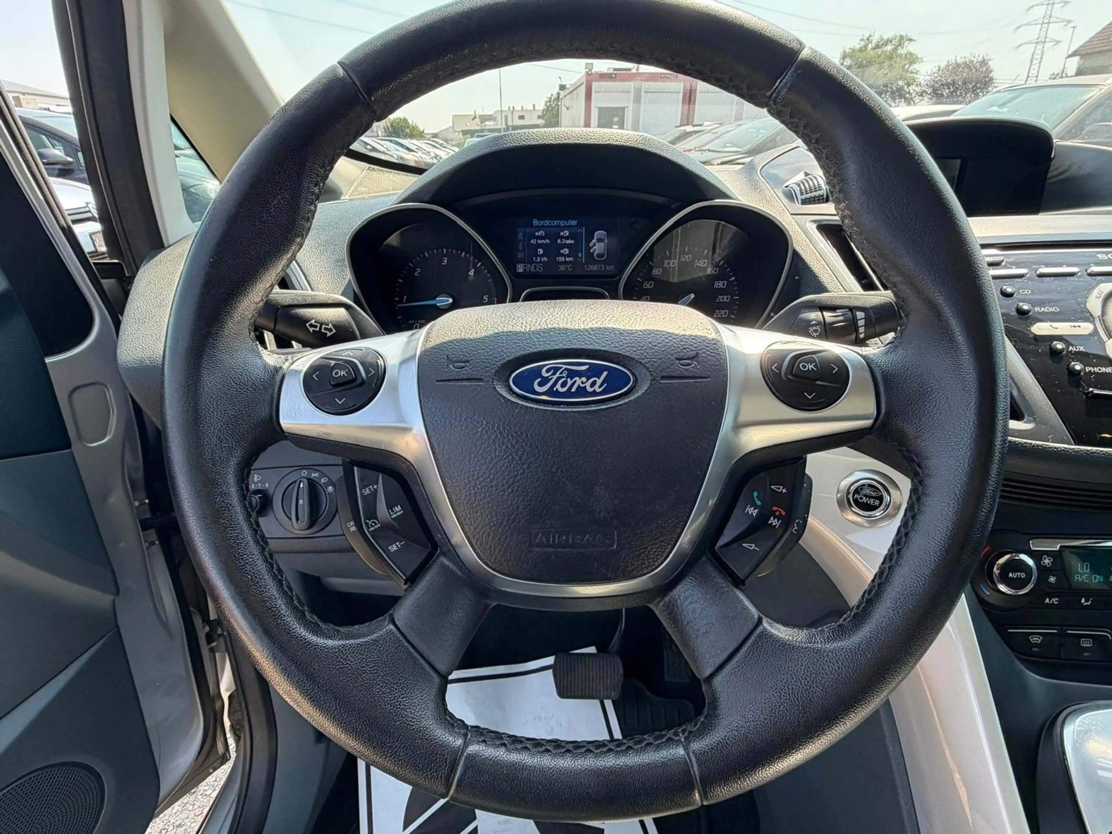 Ford Grand C-Max Titanium — photo 10