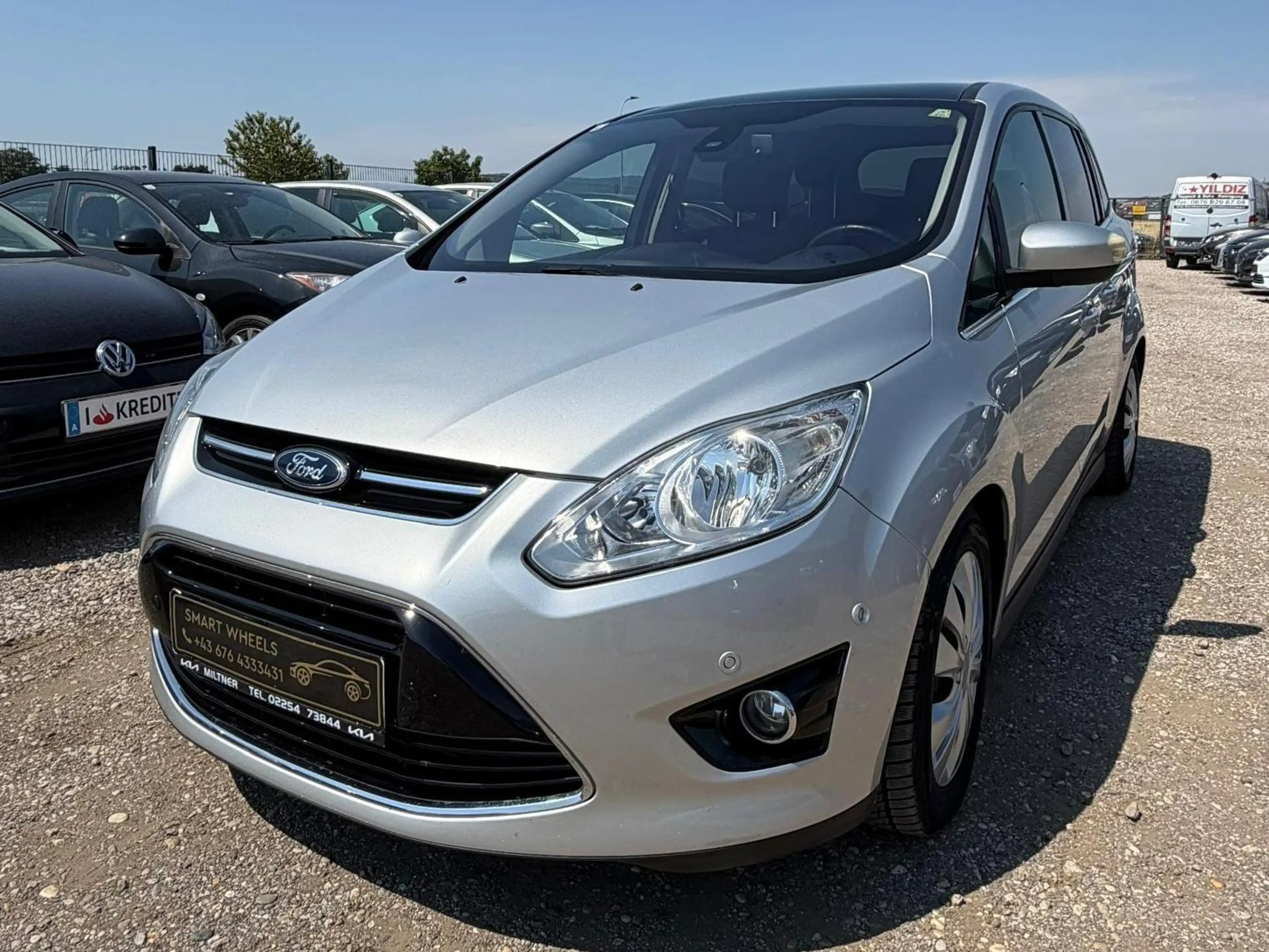 Ford Grand C-Max Titanium — photo 7