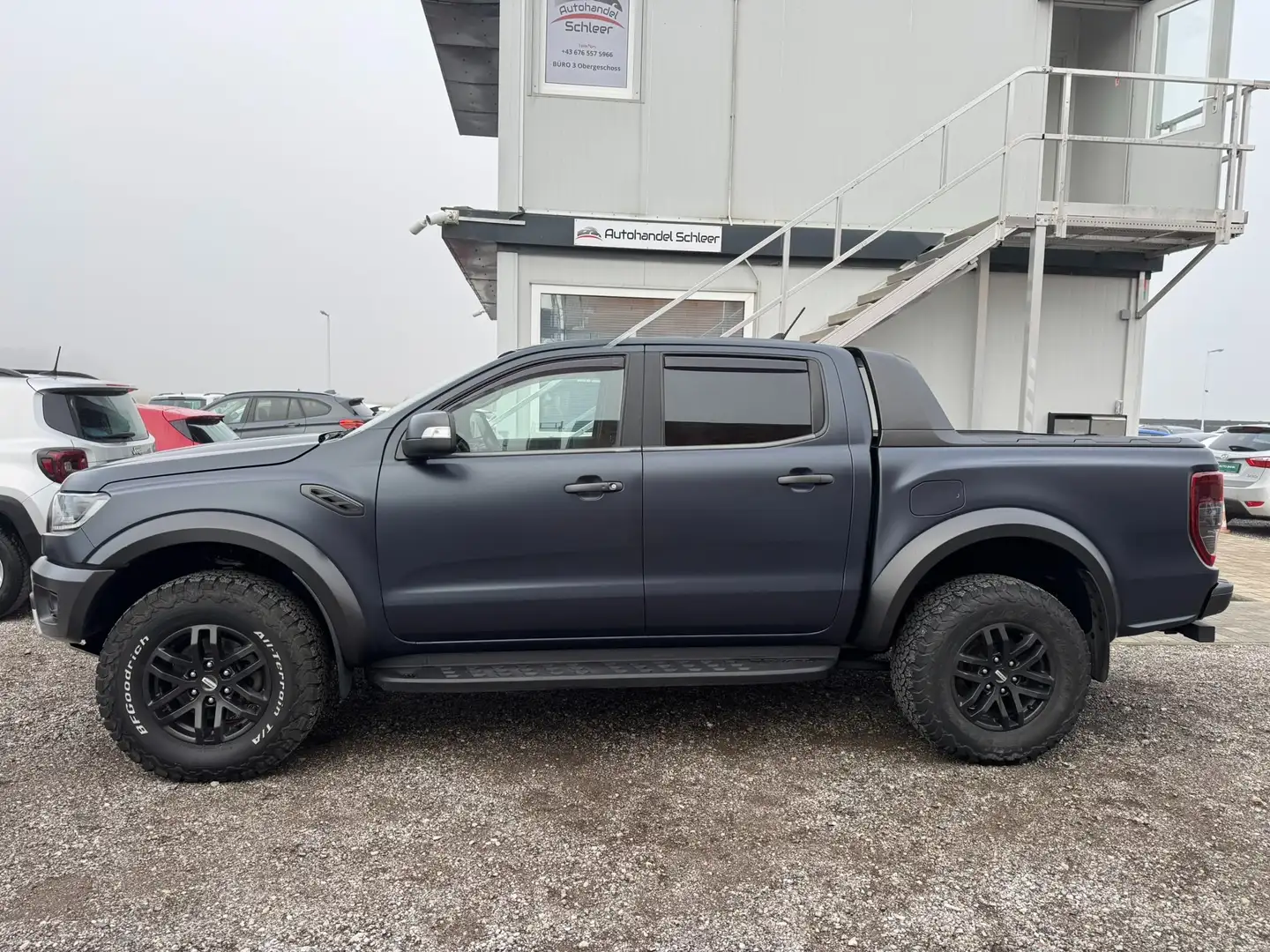 Ford Ranger Raptor Doppelkabine 4x4 Schwarz - 2