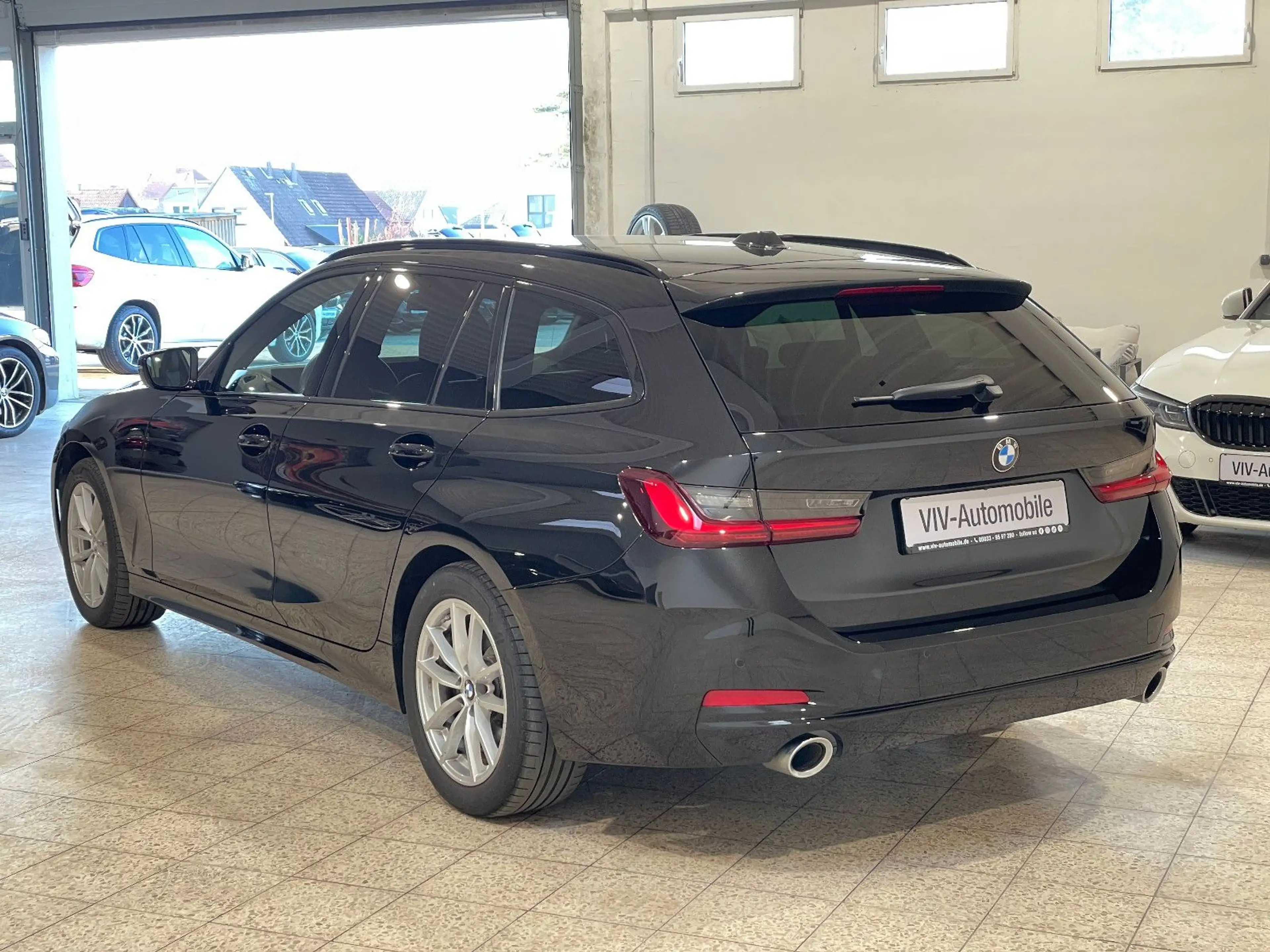 BMW 320 d Touring FACELIFT*Sport Sitze*ACC*LED*M — photo 6