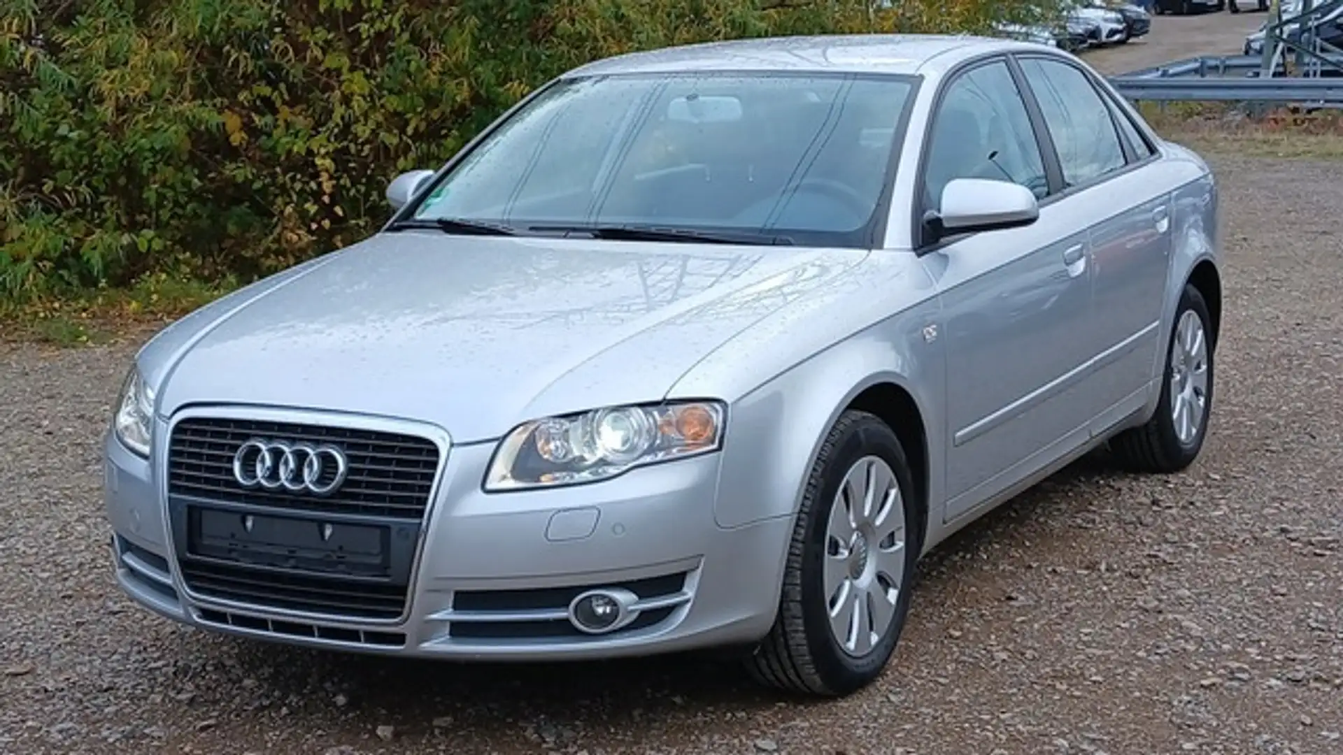 Audi A4 2.0 multitronic AUTOMATIK+ XENON+ NAVI 1.Hand Silber - 1