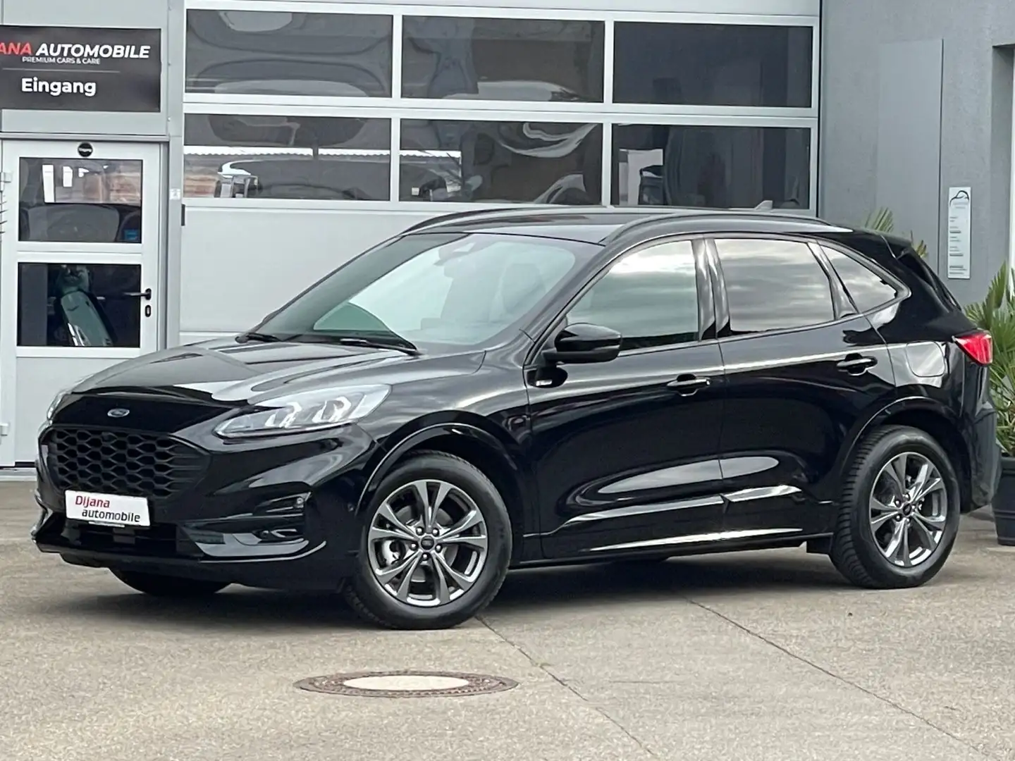 Ford Kuga 2.0EcoBlue ST-Line X Aut HuD AHK Neuwertig! Schwarz - 1