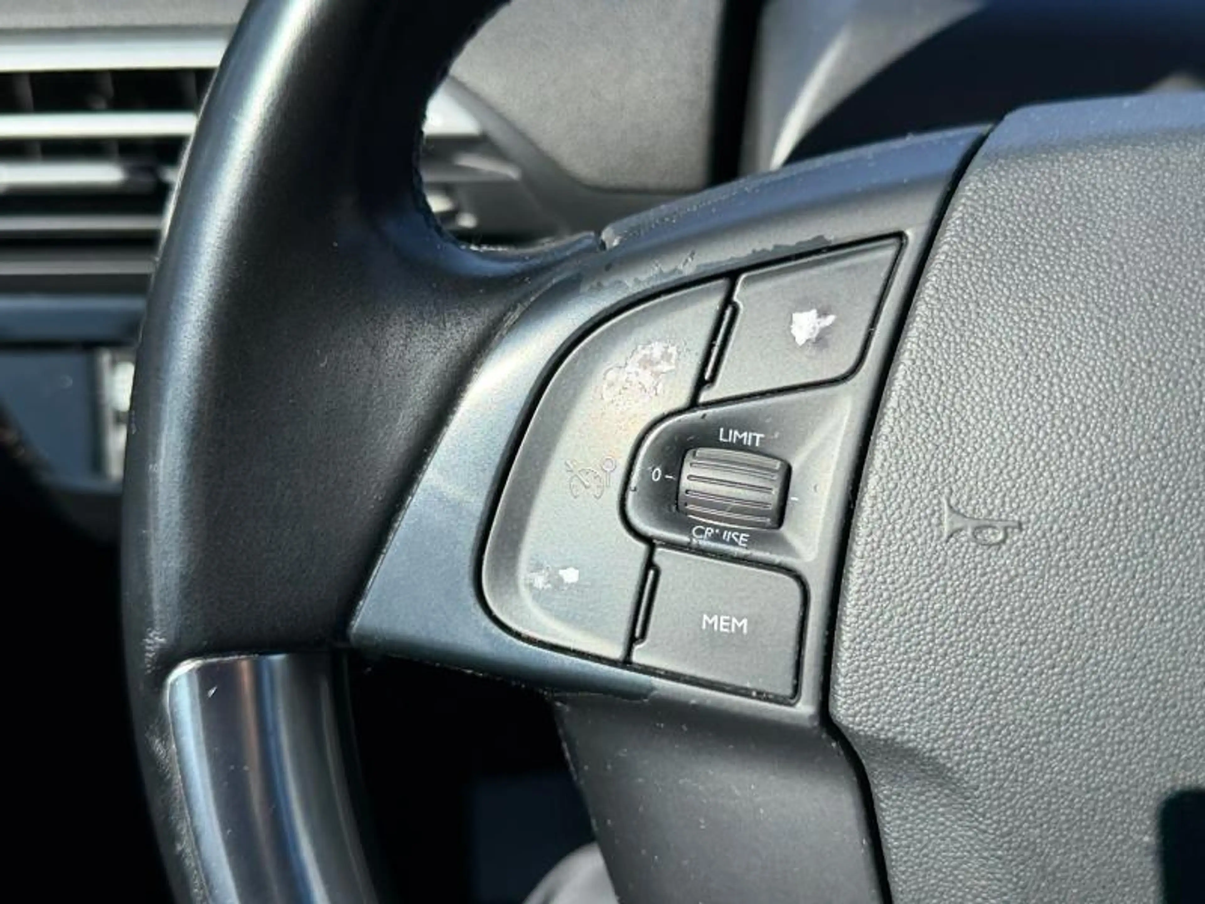 Citroen Grand C4 SpaceTourer 1.2 130cv gris 08/18 Airco GPS Camera Cruise — photo 15