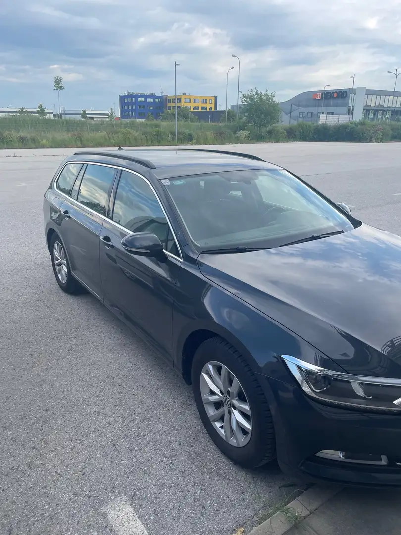 Volkswagen Passat Variant 2,0 TDI SCR DSG Grau - 2