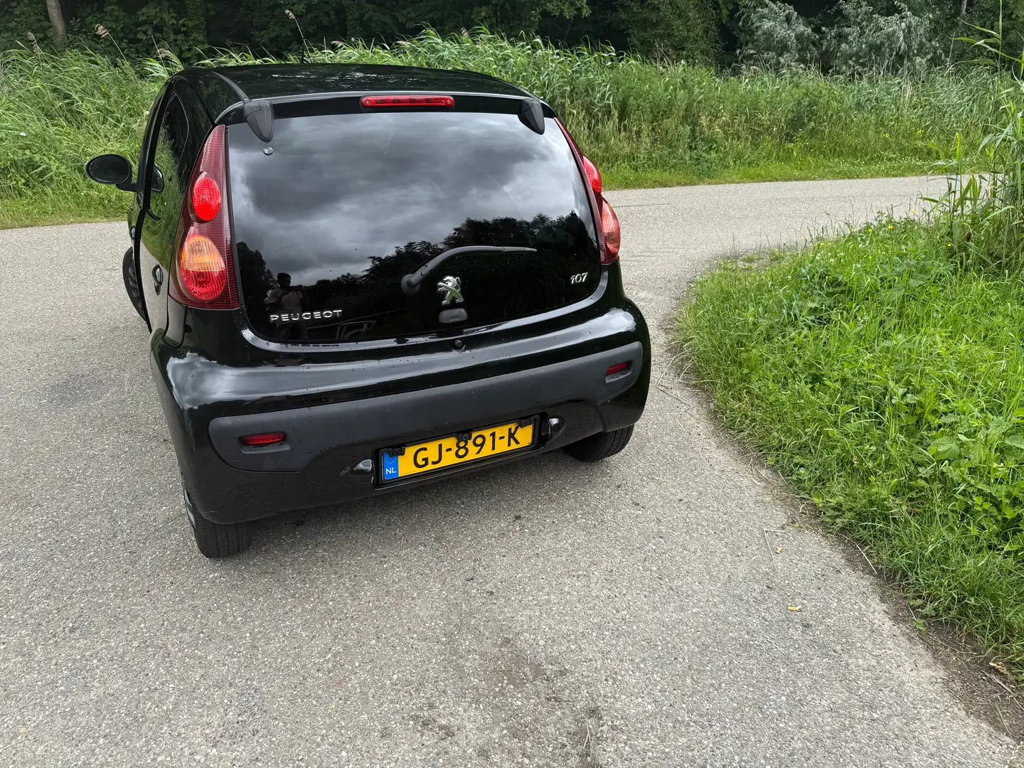 Peugeot 107 107 1.0 Access Zwart - 2