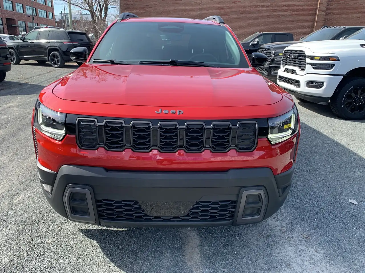 Jeep Cherokee снимка Jeep Cherokee