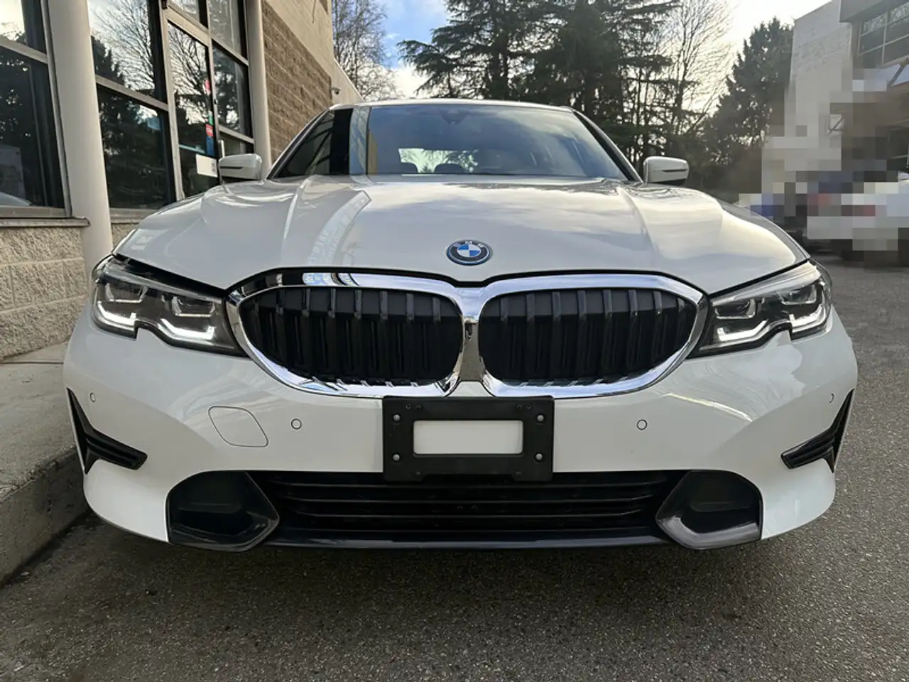 BMW 3 Series снимка BMW 3 Series