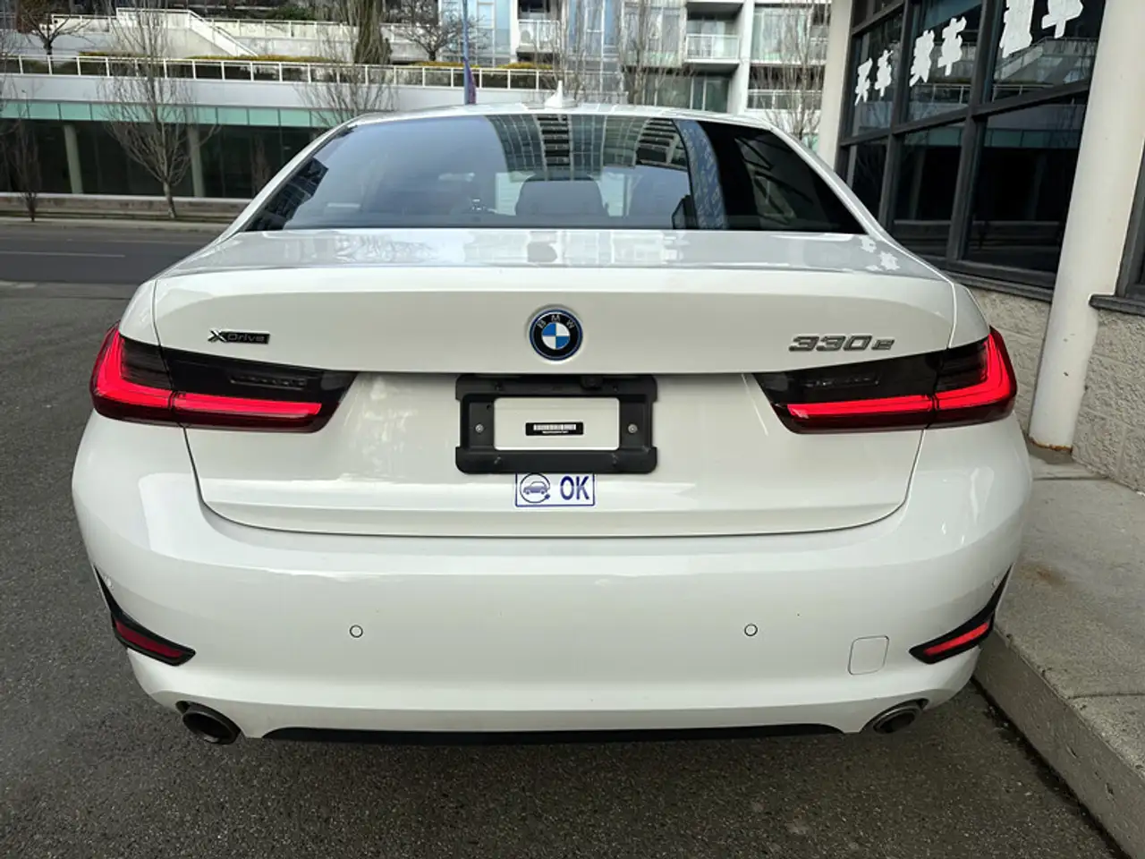 BMW 3 Series снимка BMW 3 Series