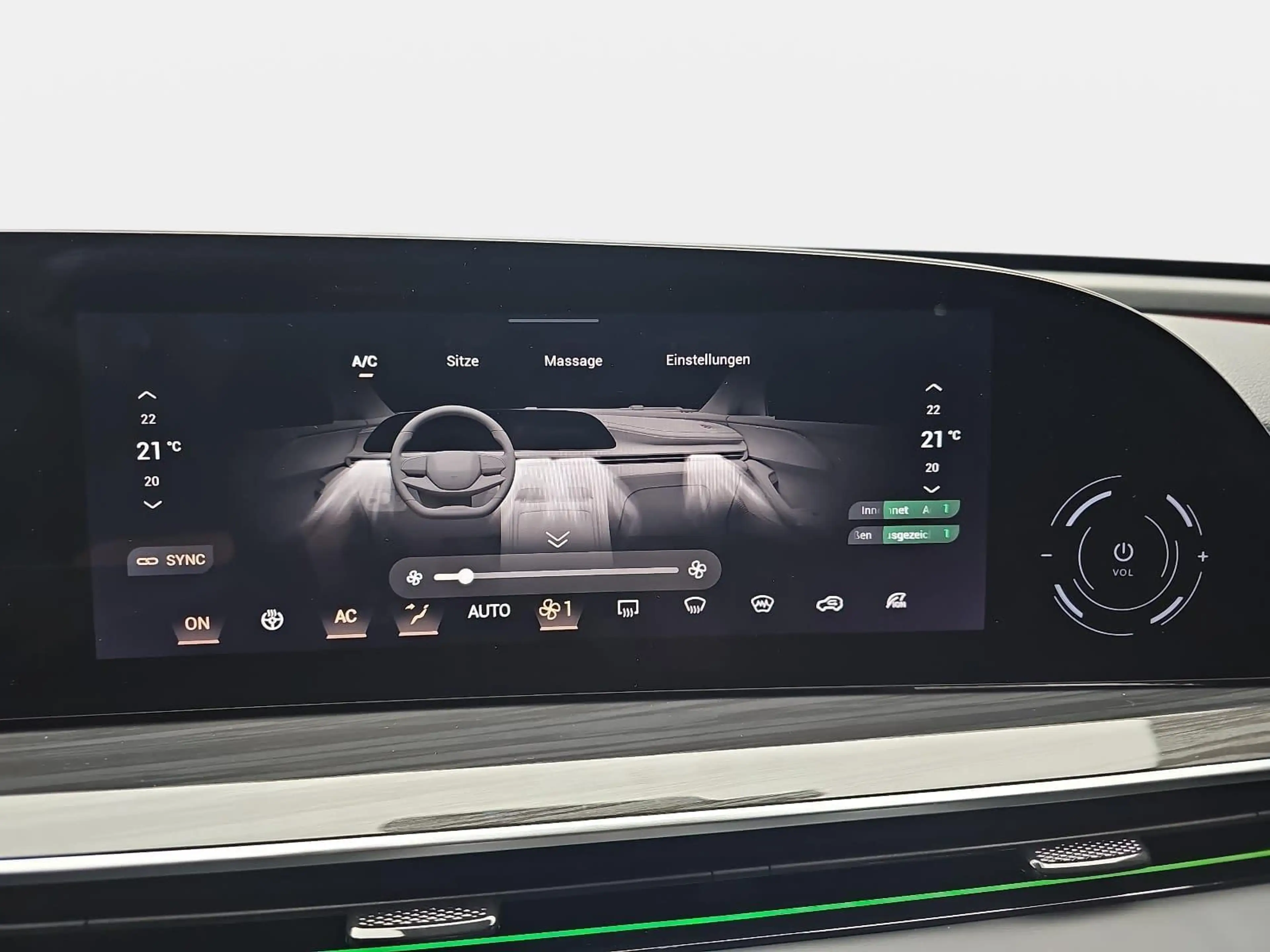 Omoda 9 9 PLUG-IN-HYBRID PREMIUM — photo 12