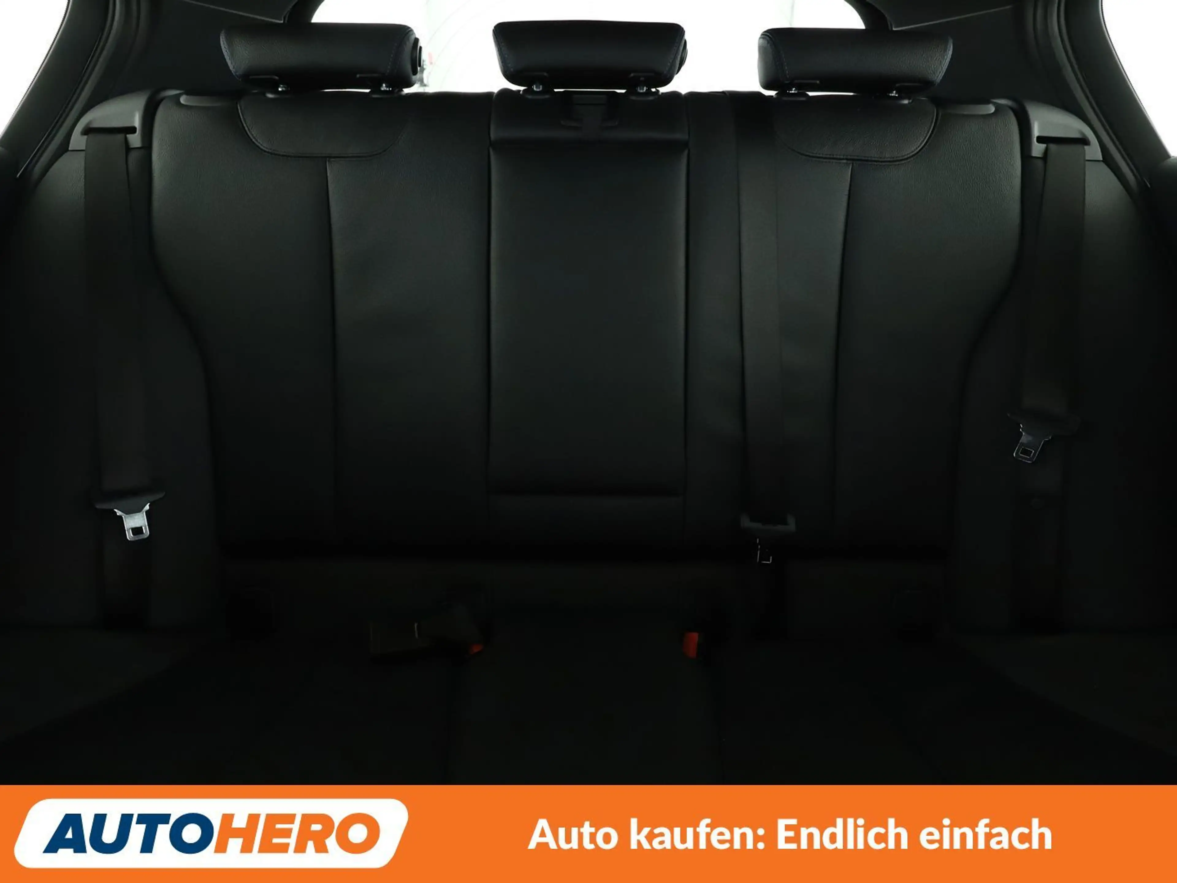 BMW 140 M140i Special Edition Aut.*NAVI*LED*PDC*SHZ*TEMPO* — photo 15