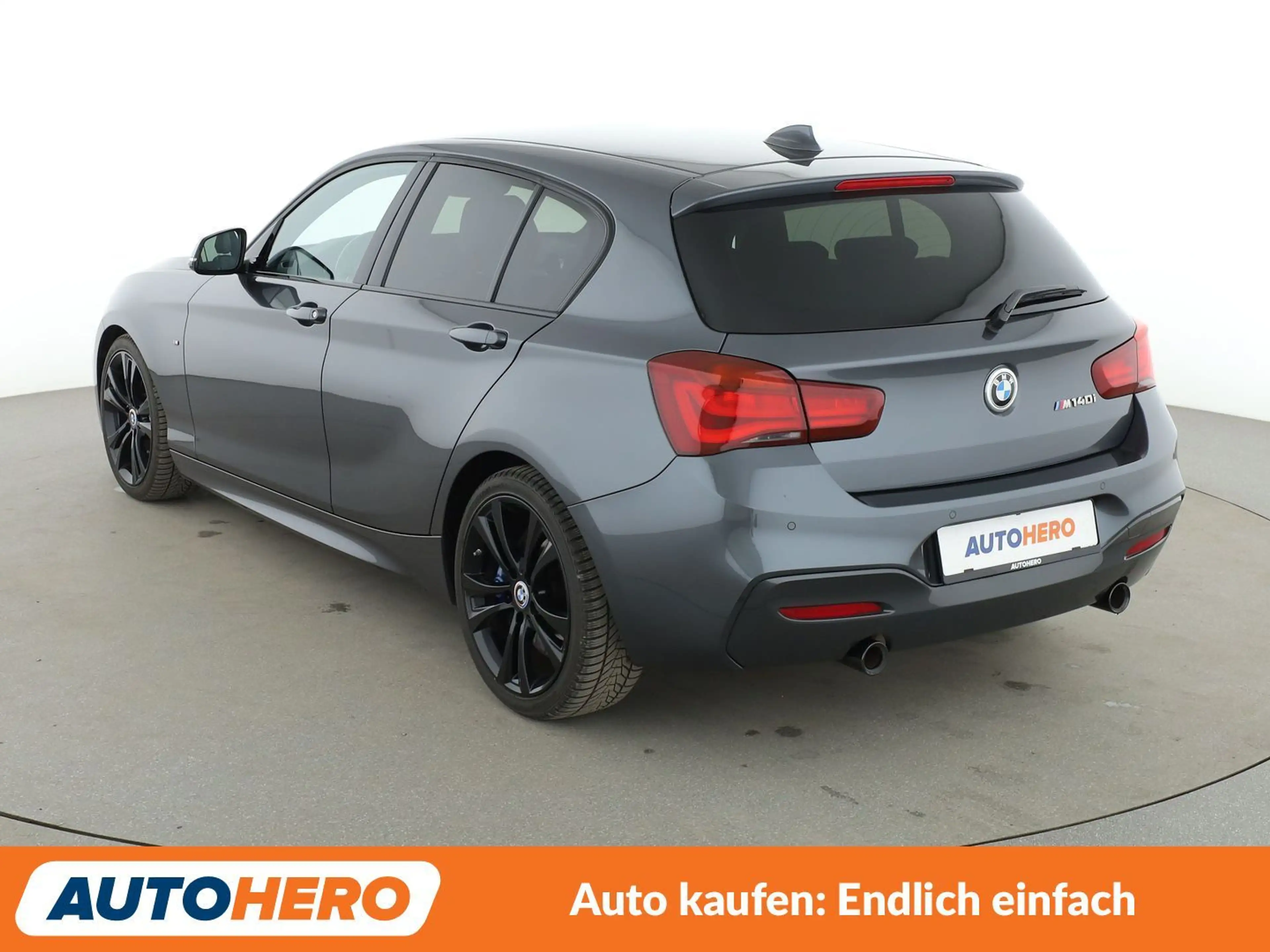 BMW 140 M140i Special Edition Aut.*NAVI*LED*PDC*SHZ*TEMPO* — photo 4