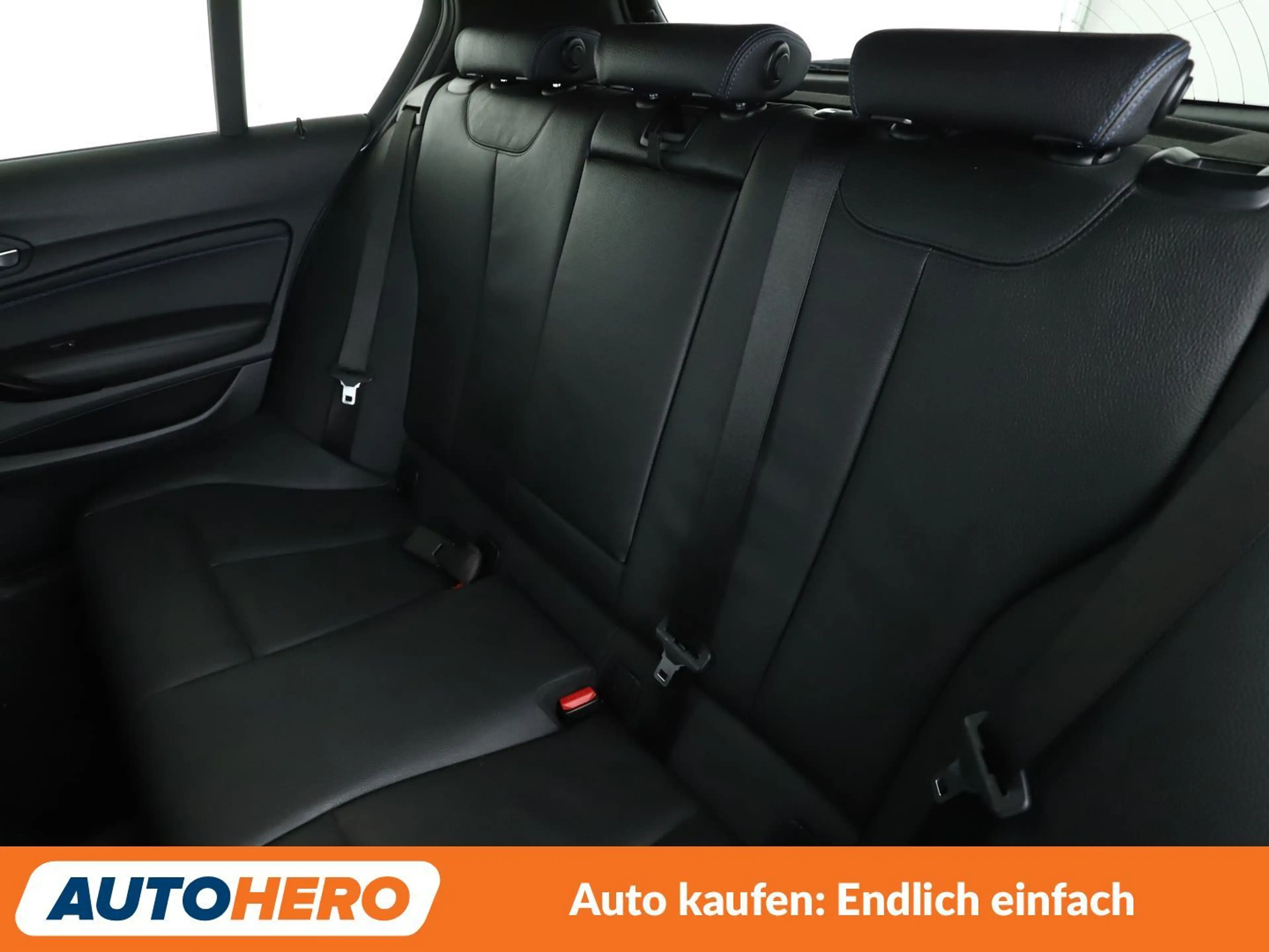 BMW 140 M140i Special Edition Aut.*NAVI*LED*PDC*SHZ*TEMPO* — photo 14