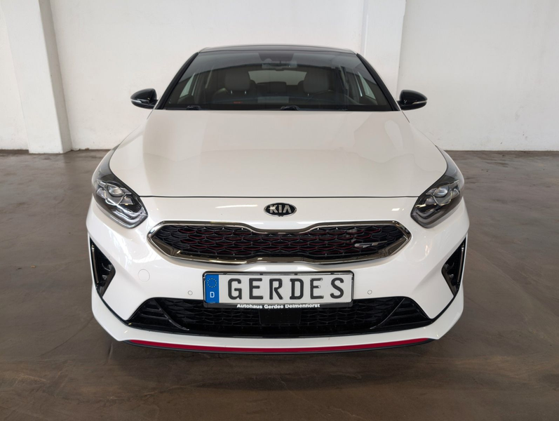 Kia ProCeed / pro_cee'd 1.6 T-GDi GT — photo 4