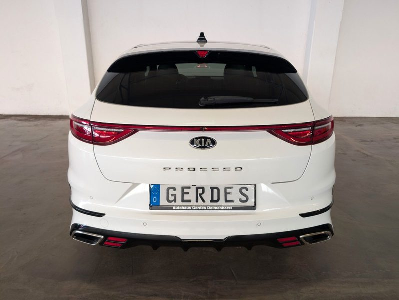 Kia ProCeed / pro_cee'd 1.6 T-GDi GT — photo 9