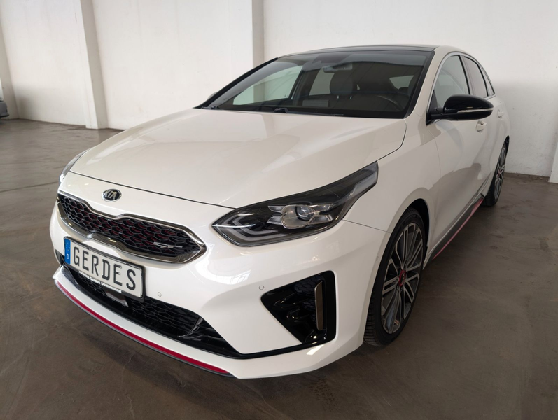 Kia ProCeed / pro_cee'd 1.6 T-GDi GT — photo 2