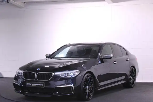 BMW M550 5-serie M550i xDrive High Executive | LEDER | CAME