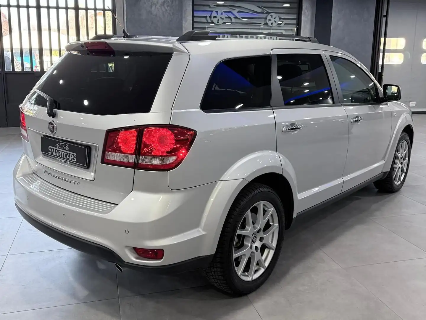 Fiat Freemont Freemont 2.0 mjt 16v Park Avenue 4x4 170cv auto Argent - 2