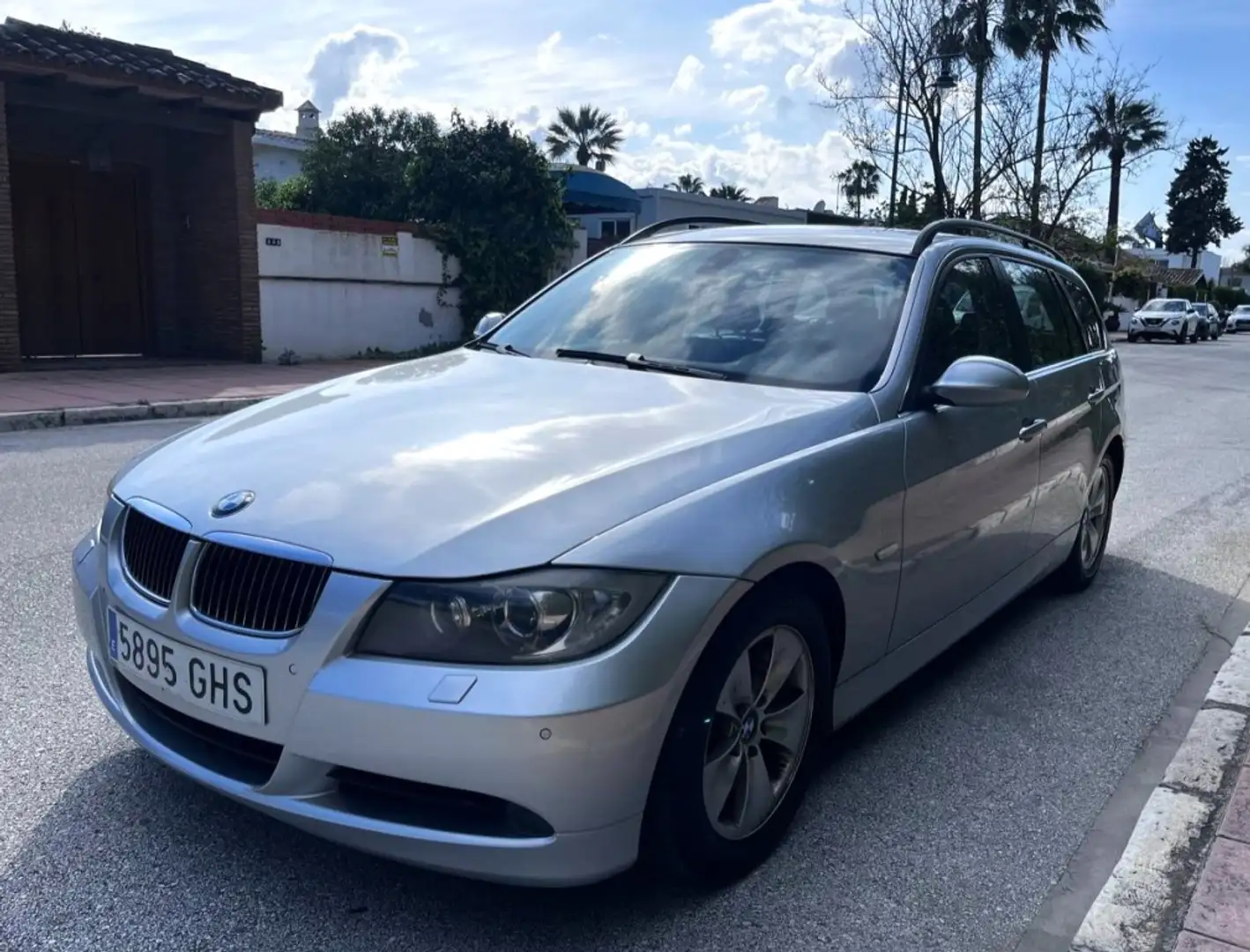 BMW BMW Serie 3 Berlina  Automático de 5 Puertas Gris - 1
