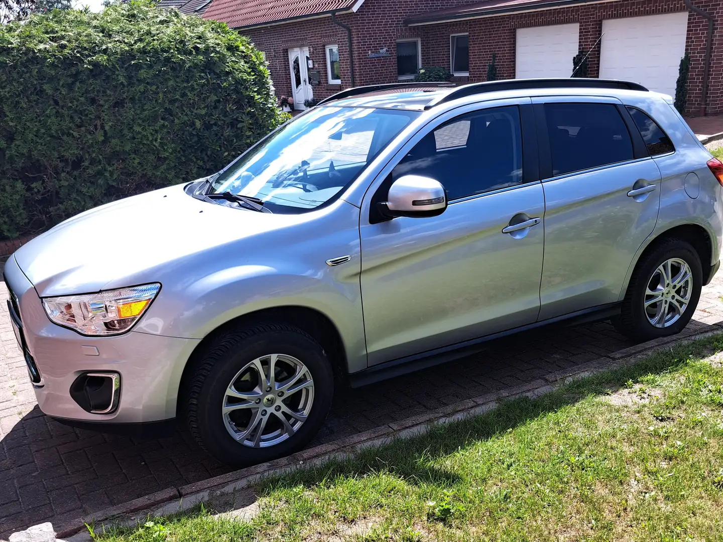 Mitsubishi ASX - 2